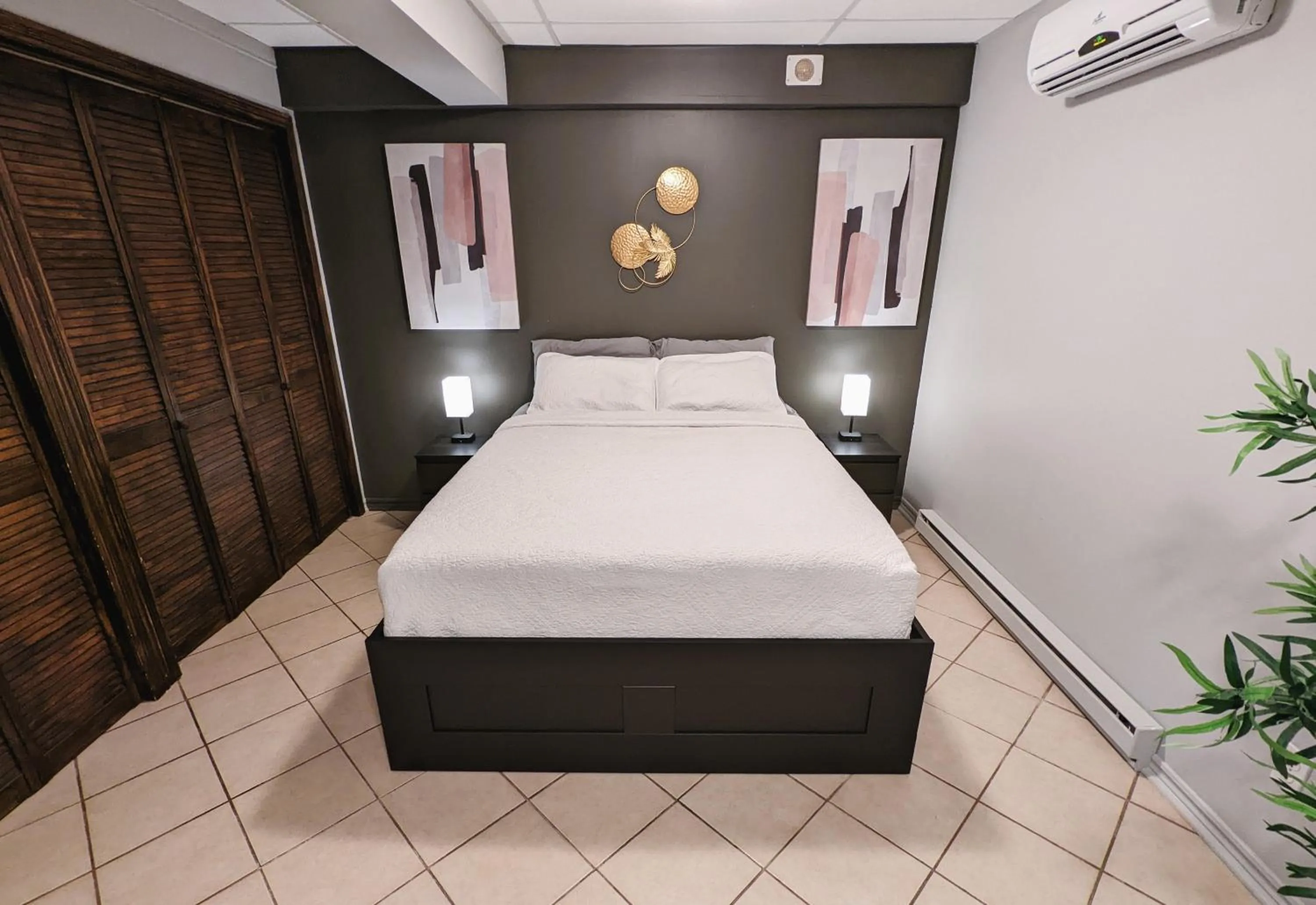 Bed in Hébergement Harvey