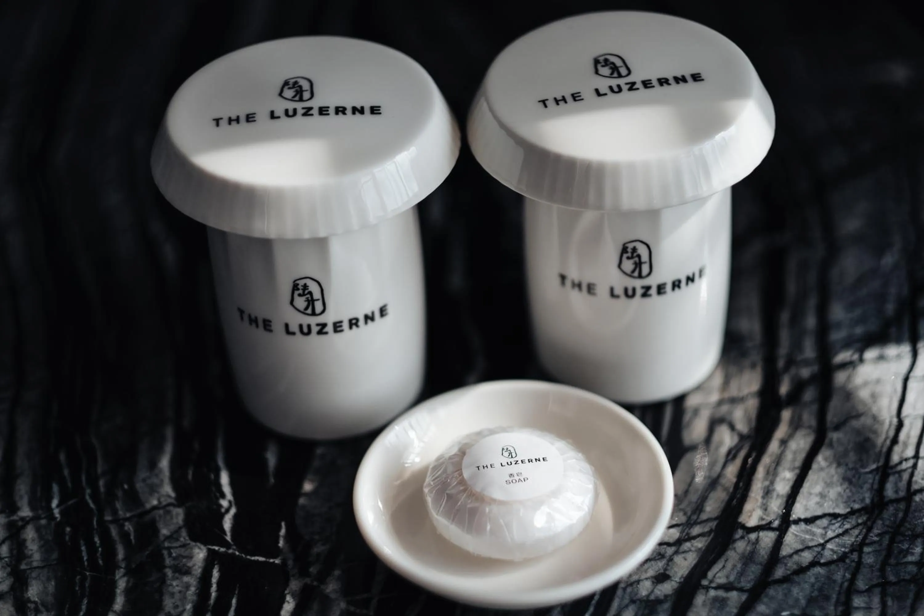 Logo/Certificate/Sign in The Luzerne Hotel