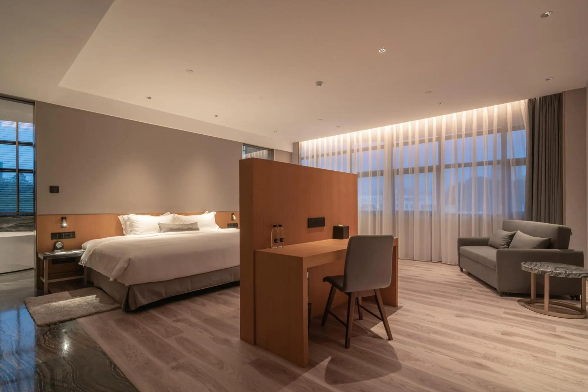 Bed in The Luzerne Hotel