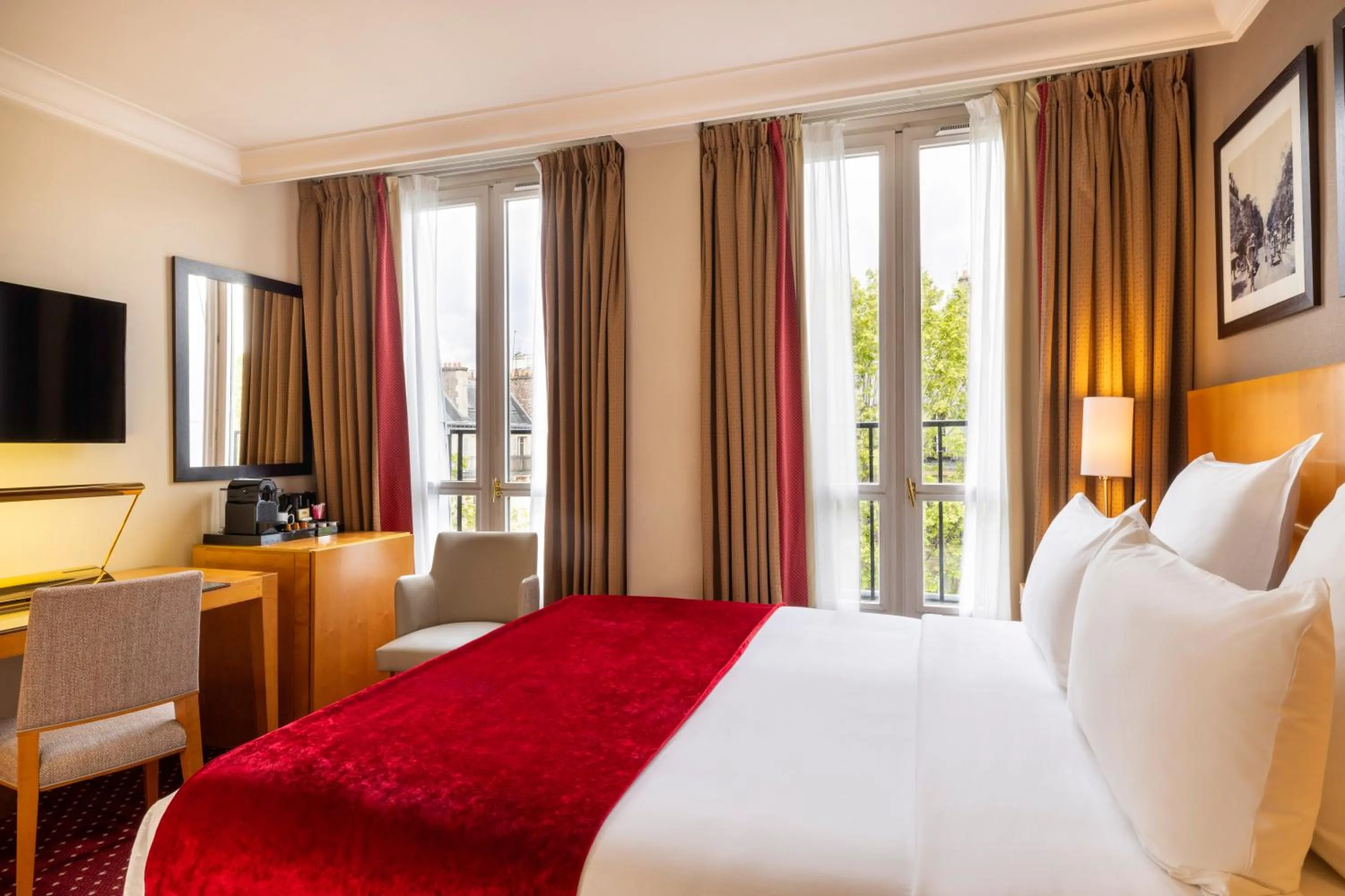 Bed in Royal Saint Michel