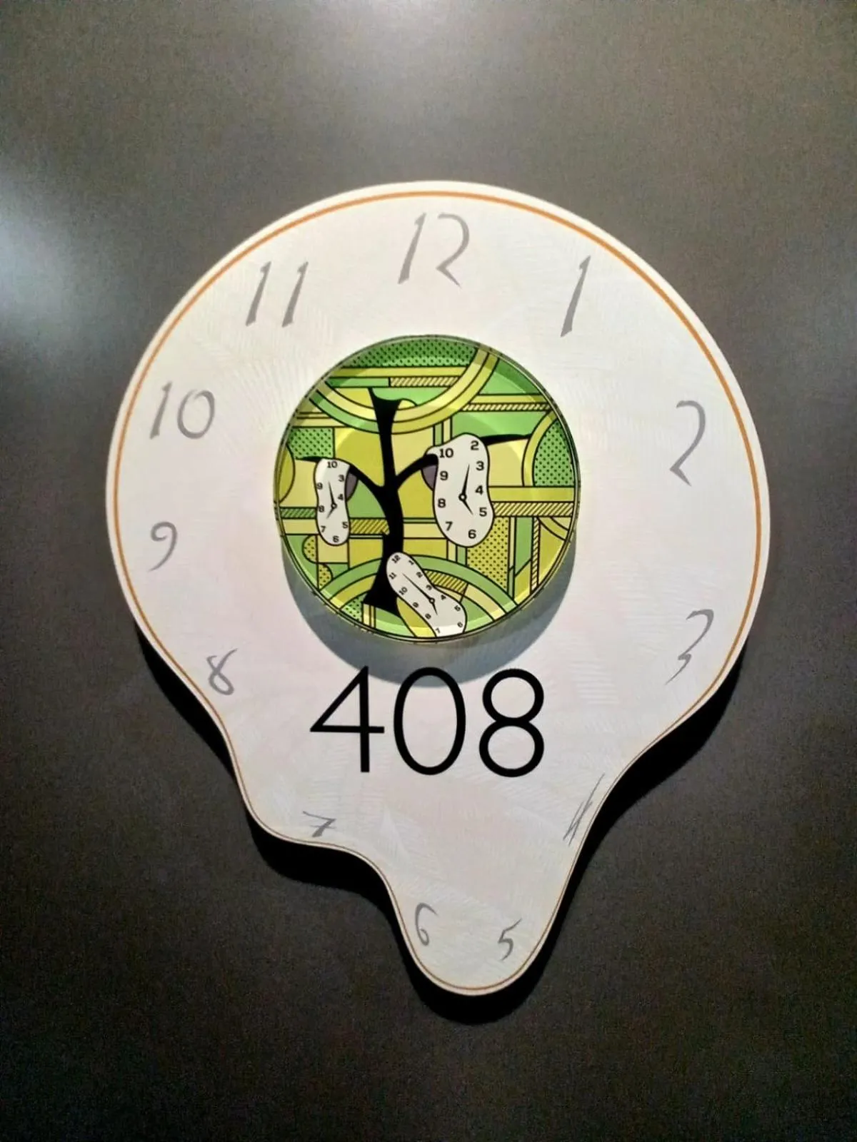 Bedroom in Dali Hôtel Perpignan - Restaurant