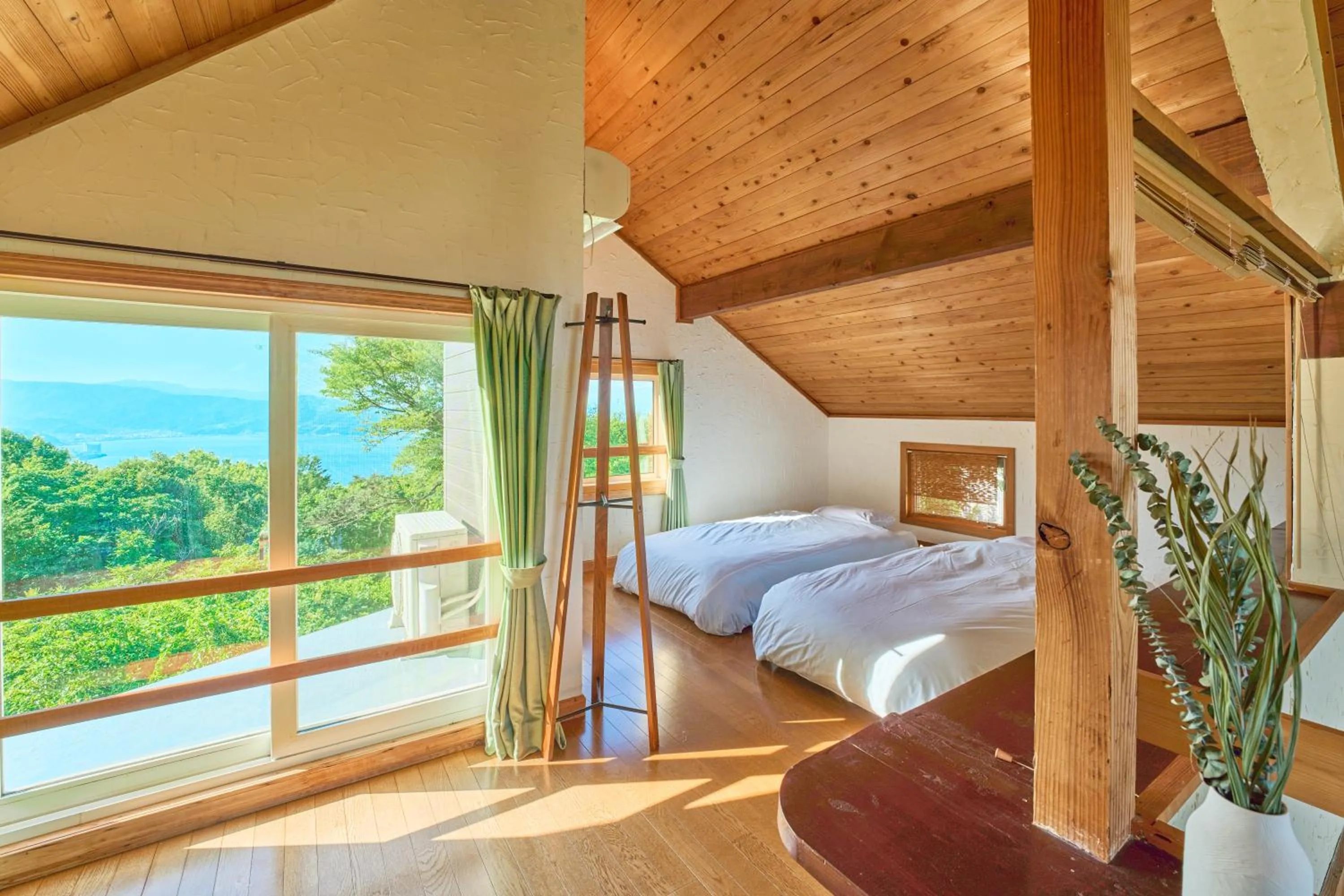 Bed in Oceanic House TAMATEBAKO