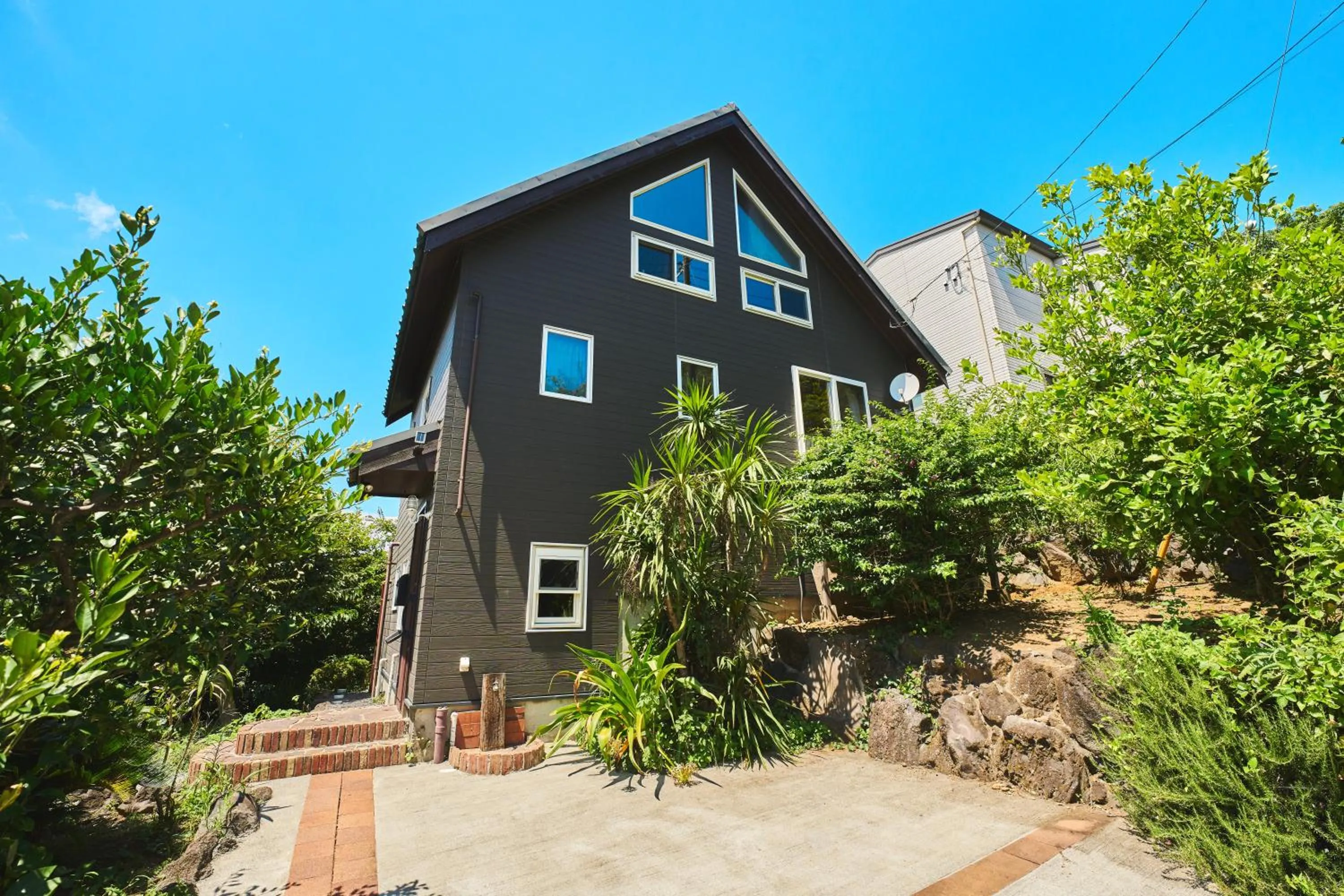 Oceanic House TAMATEBAKO