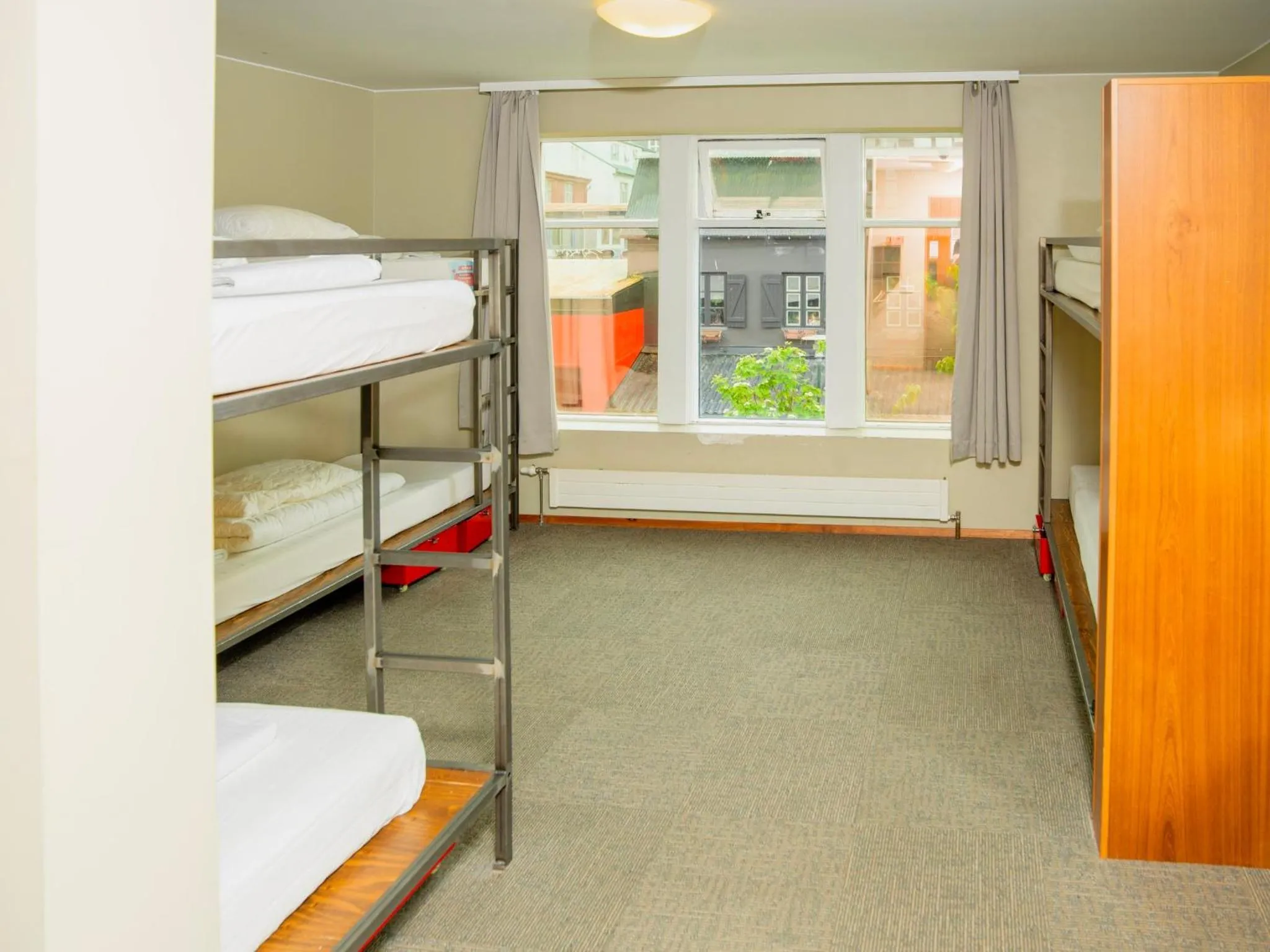 Property building, Bed in Loft - HI Eco Hostel