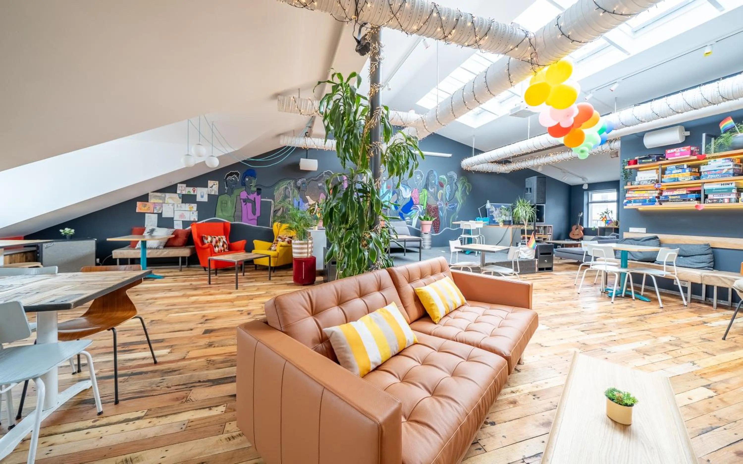 Property building in Loft - HI Eco Hostel