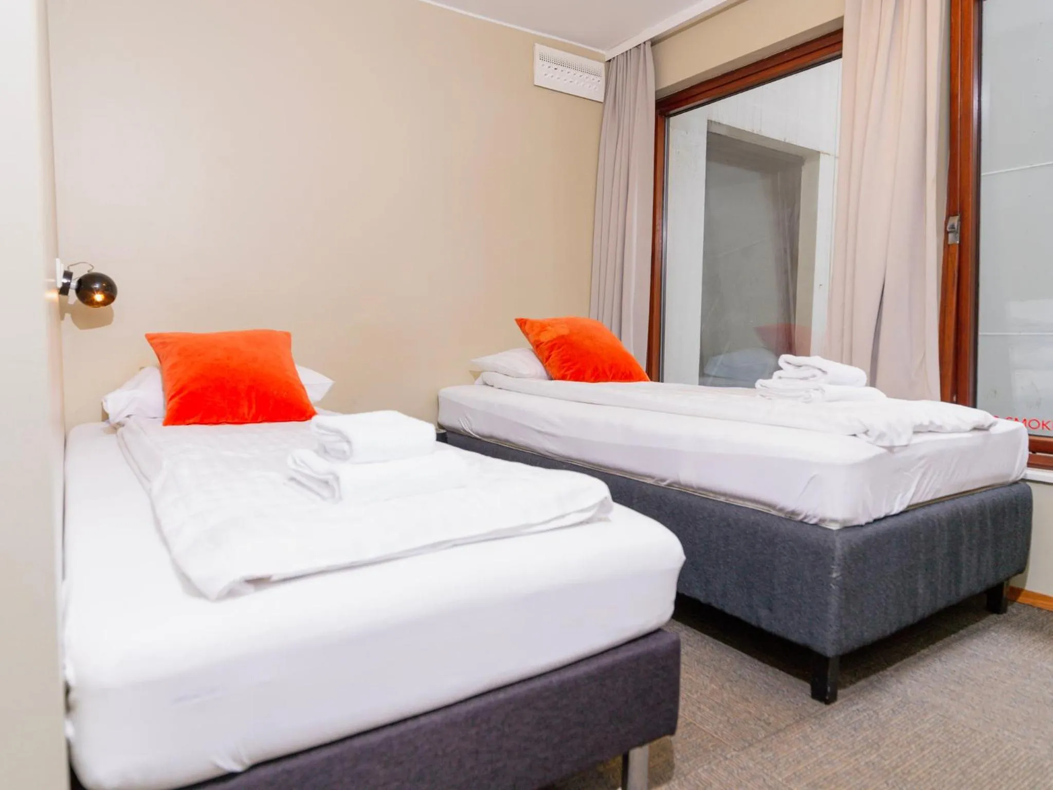 Bedroom, Bed in Loft - HI Eco Hostel