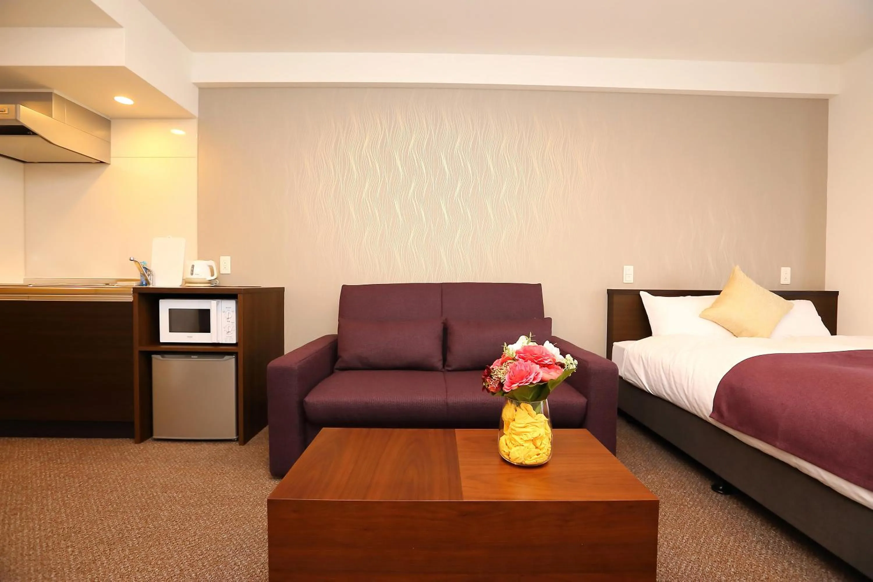 Photo of the whole room, Bed in Marina Sunrise Osaka Bay