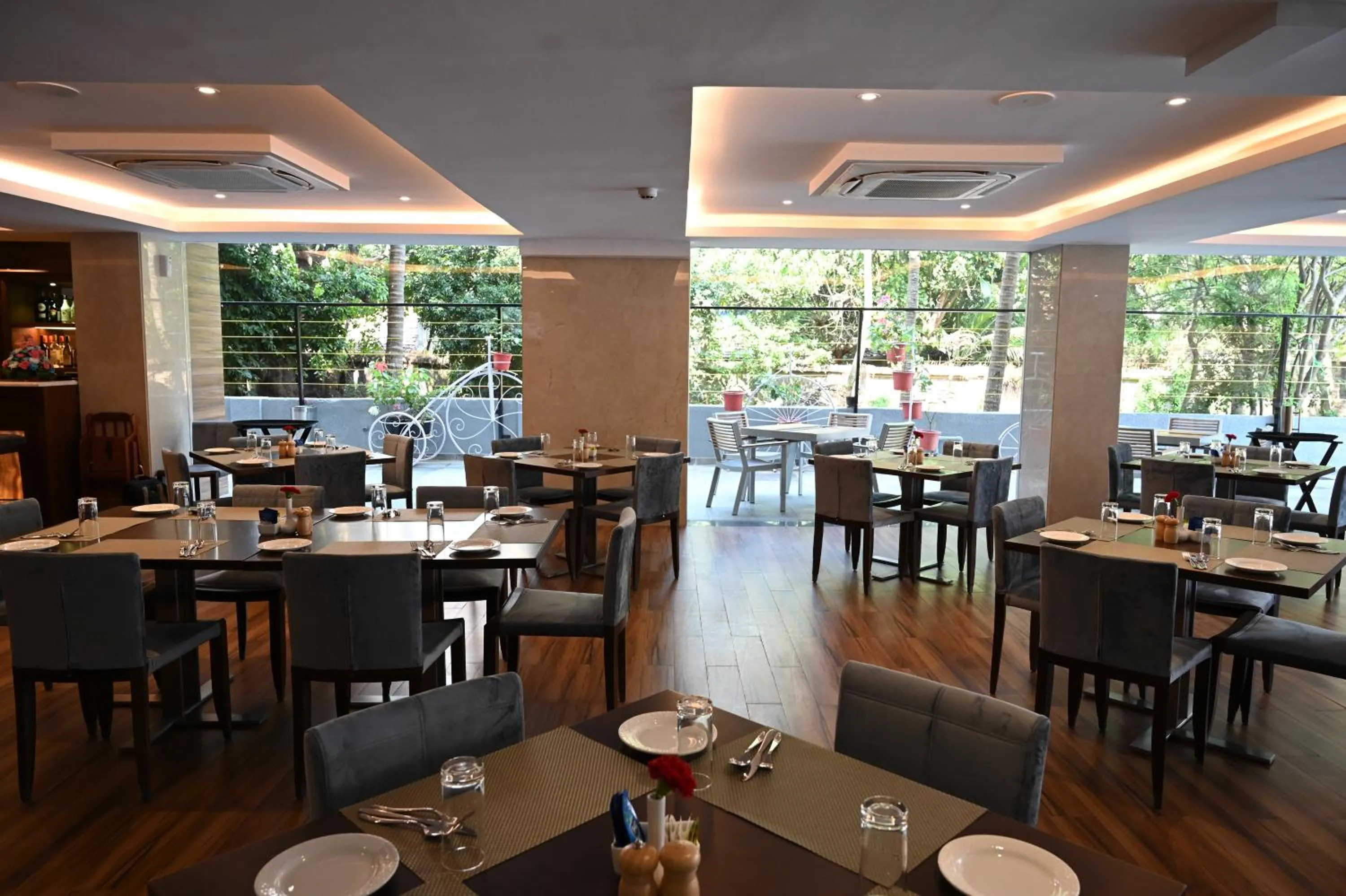 Restaurant/places to eat in Resort The Lohias, Goa Candolim