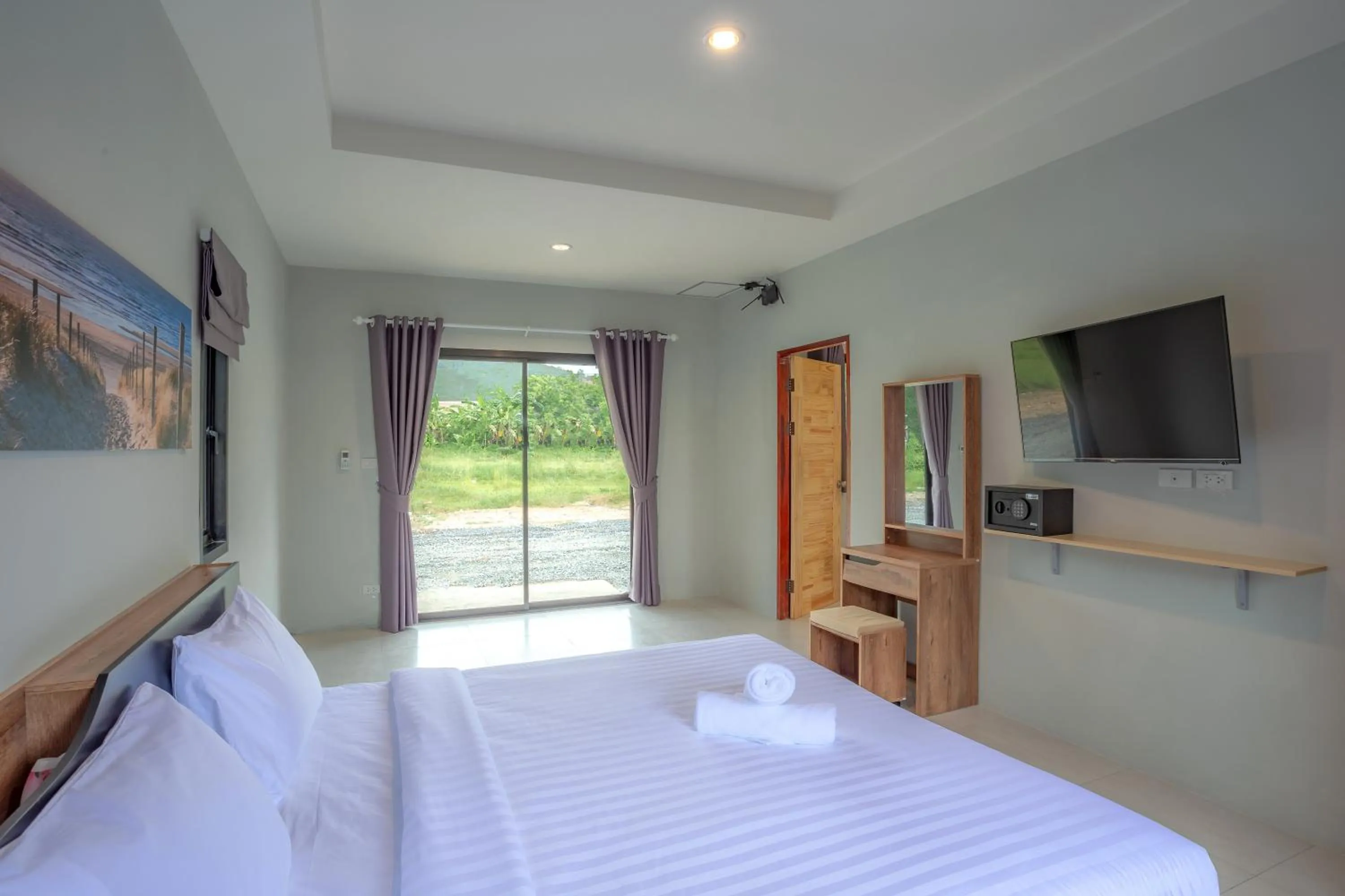 TV and multimedia, Bed in Malinee Resort