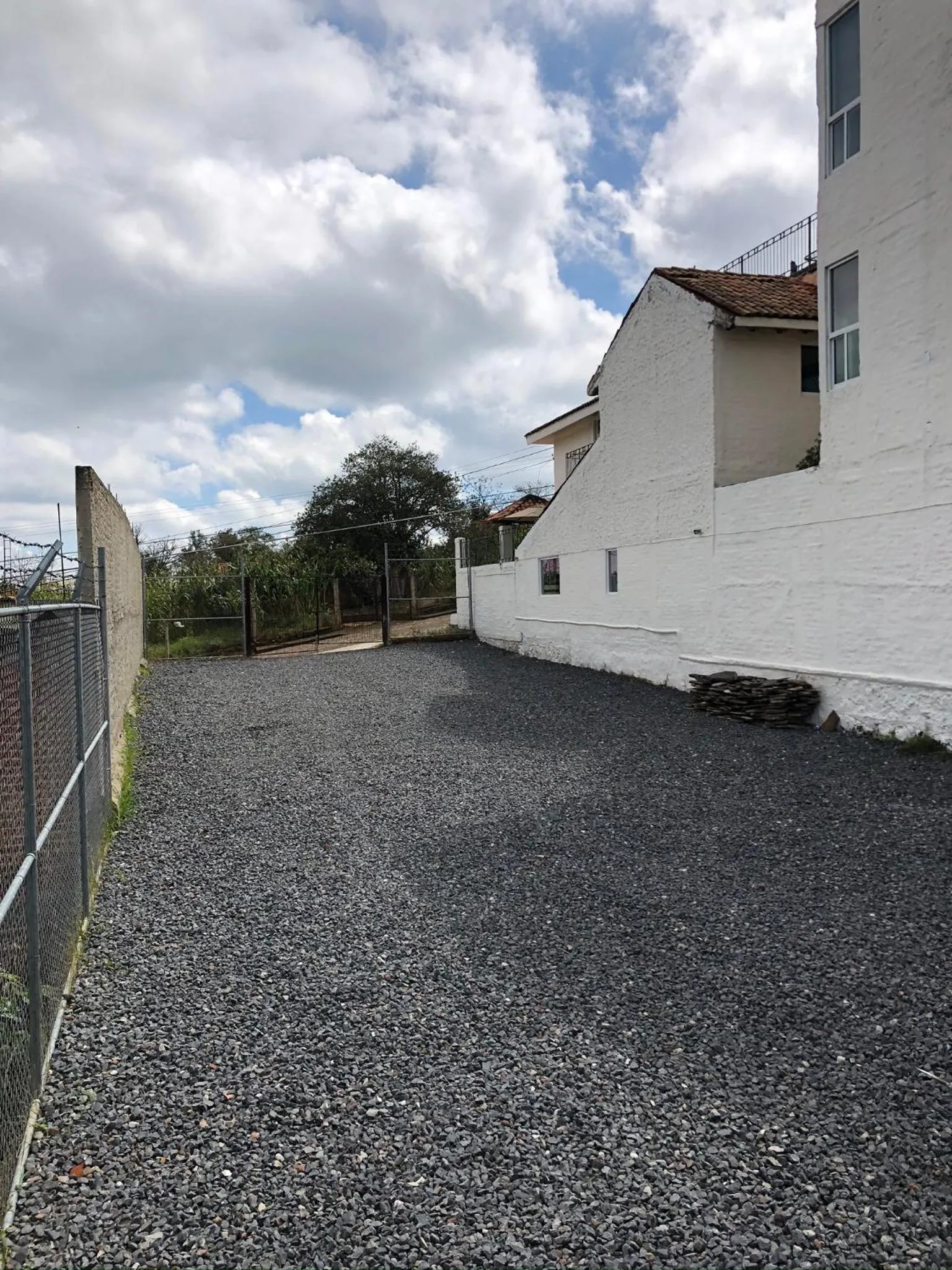 Property building in CHIFLON VILLAS