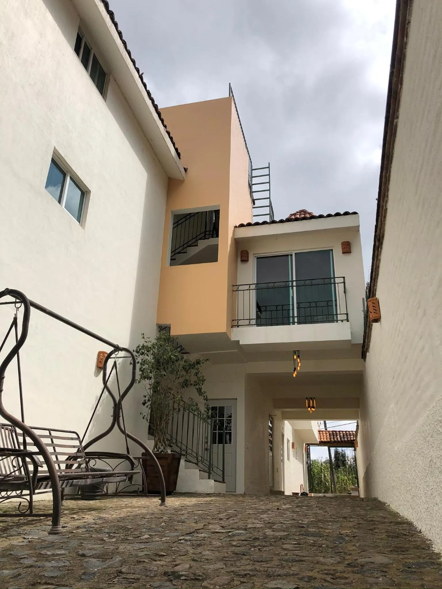 Property building in CHIFLON VILLAS