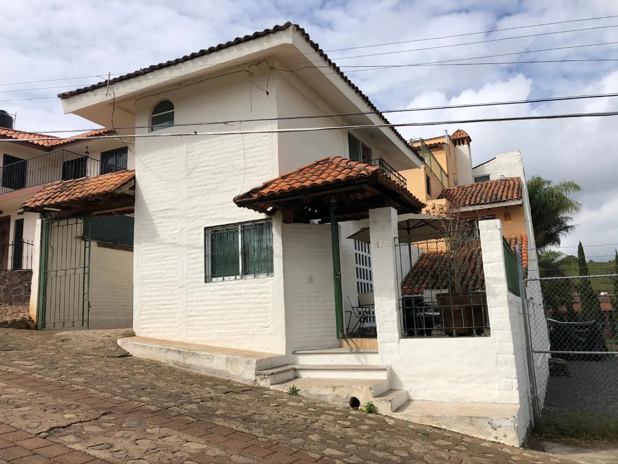 Property building in CHIFLON VILLAS