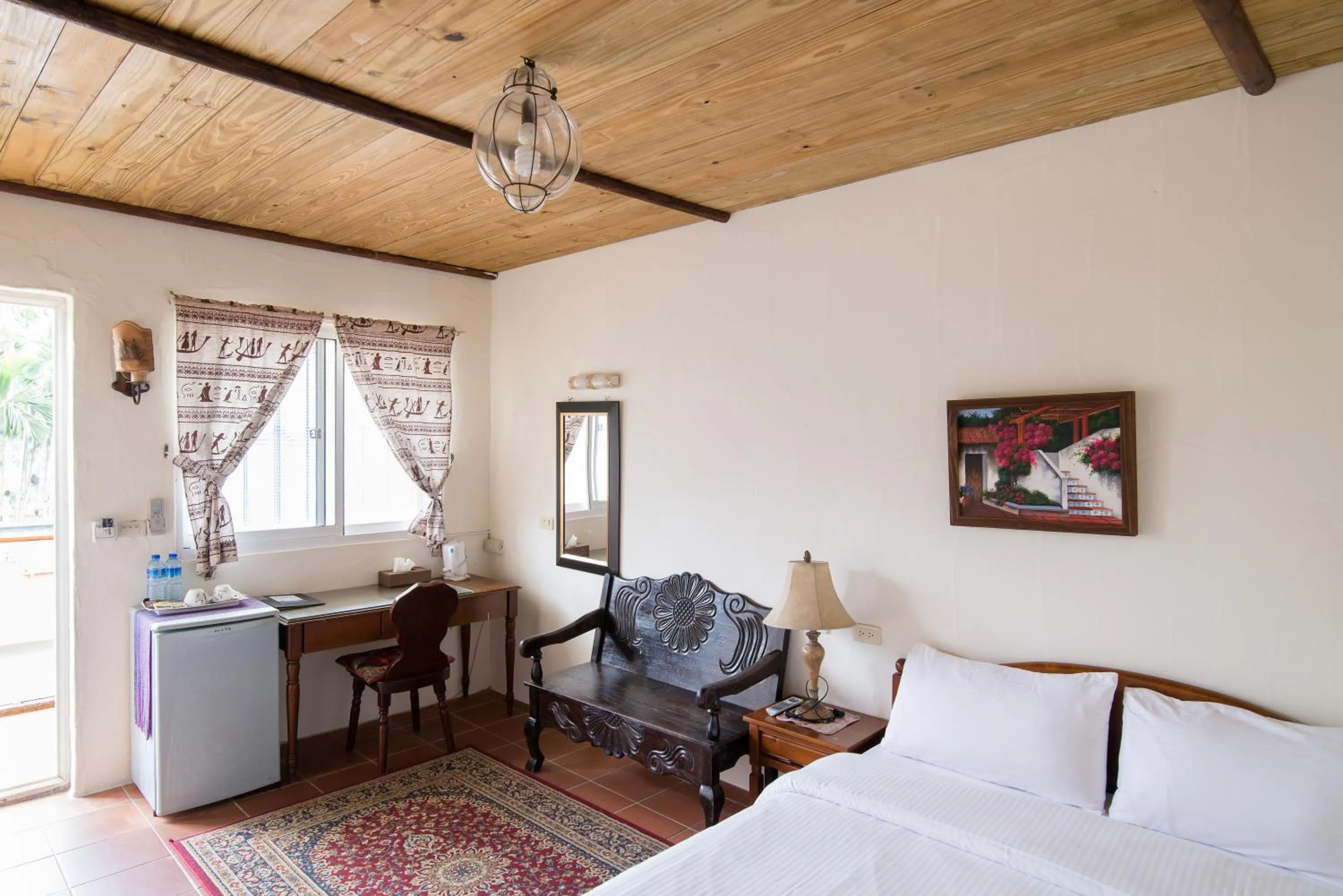 Bed in Monet Garden Coffee Farm