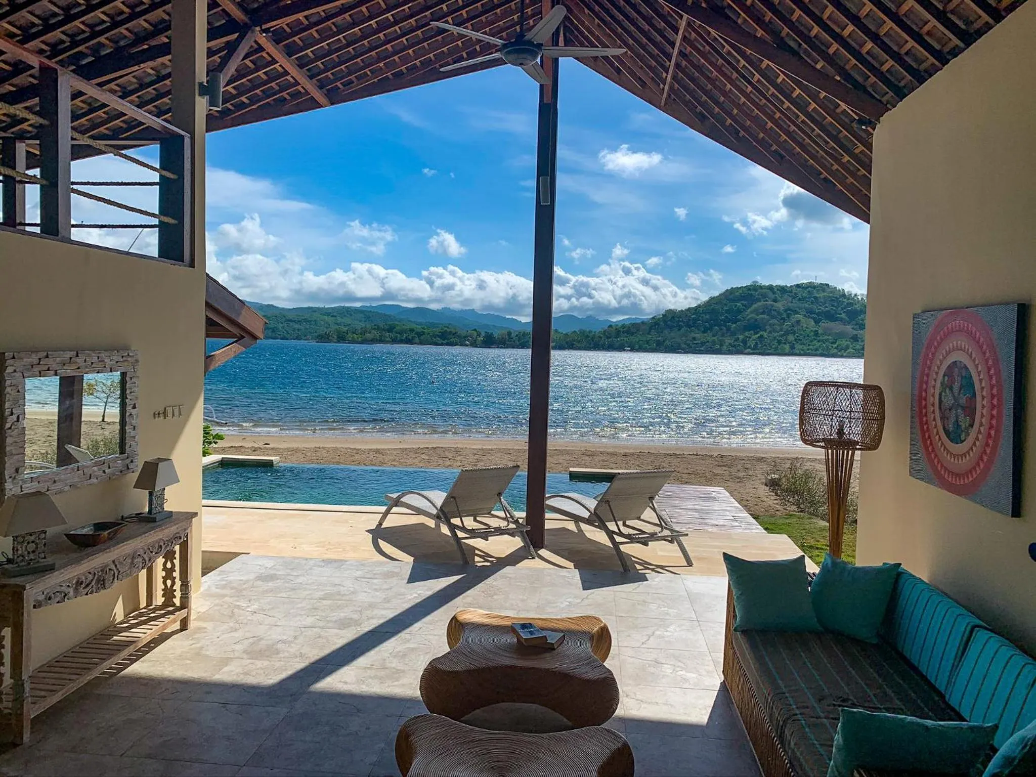 Day in The Club Villas Lombok