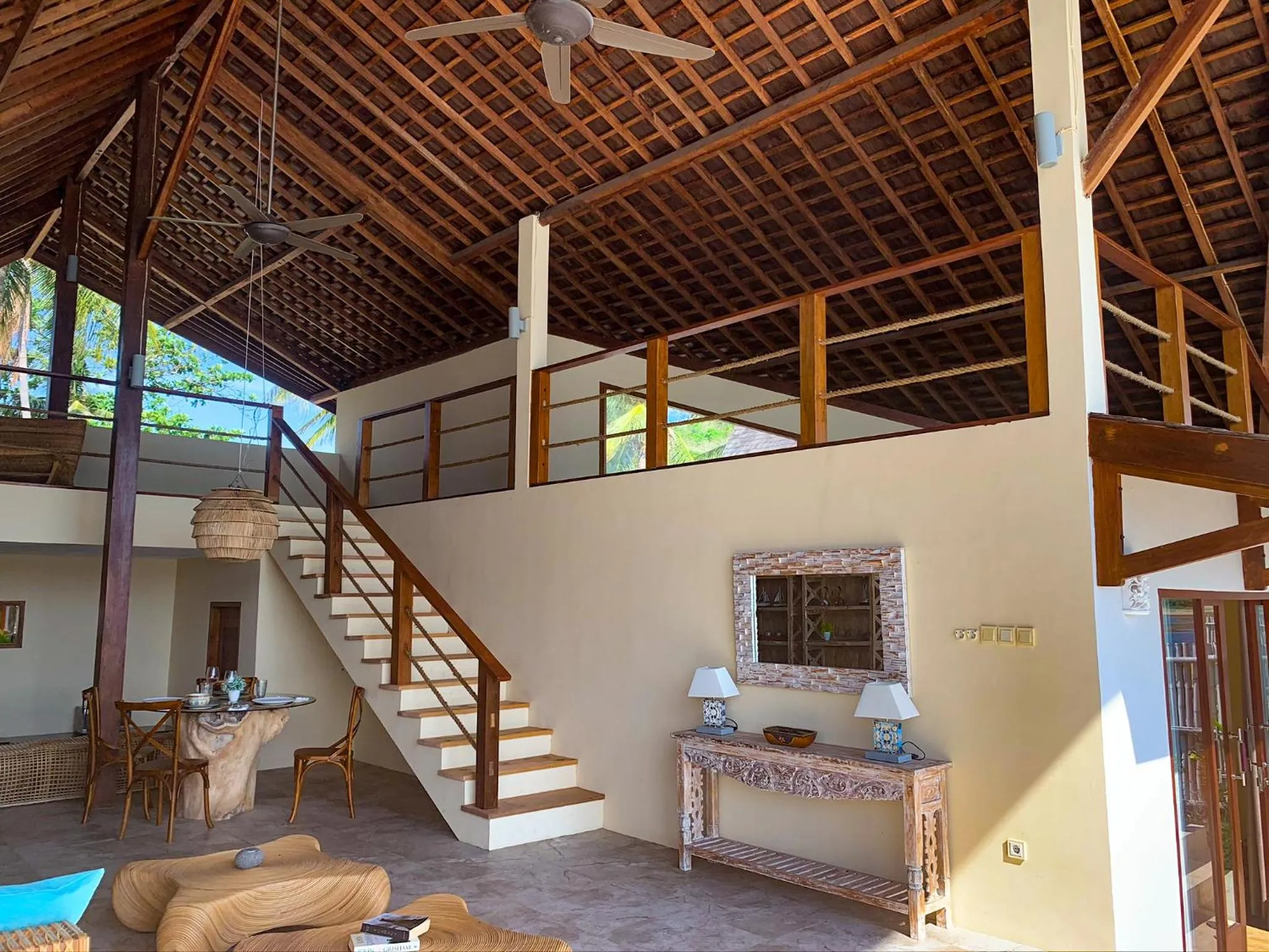 TV and multimedia in The Club Villas Lombok