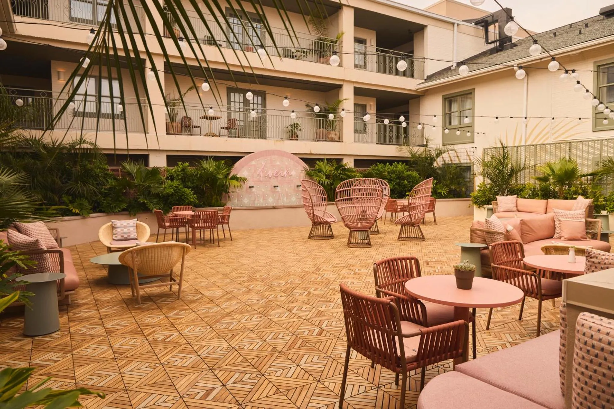 Restaurant/places to eat in The Ryder Hotel