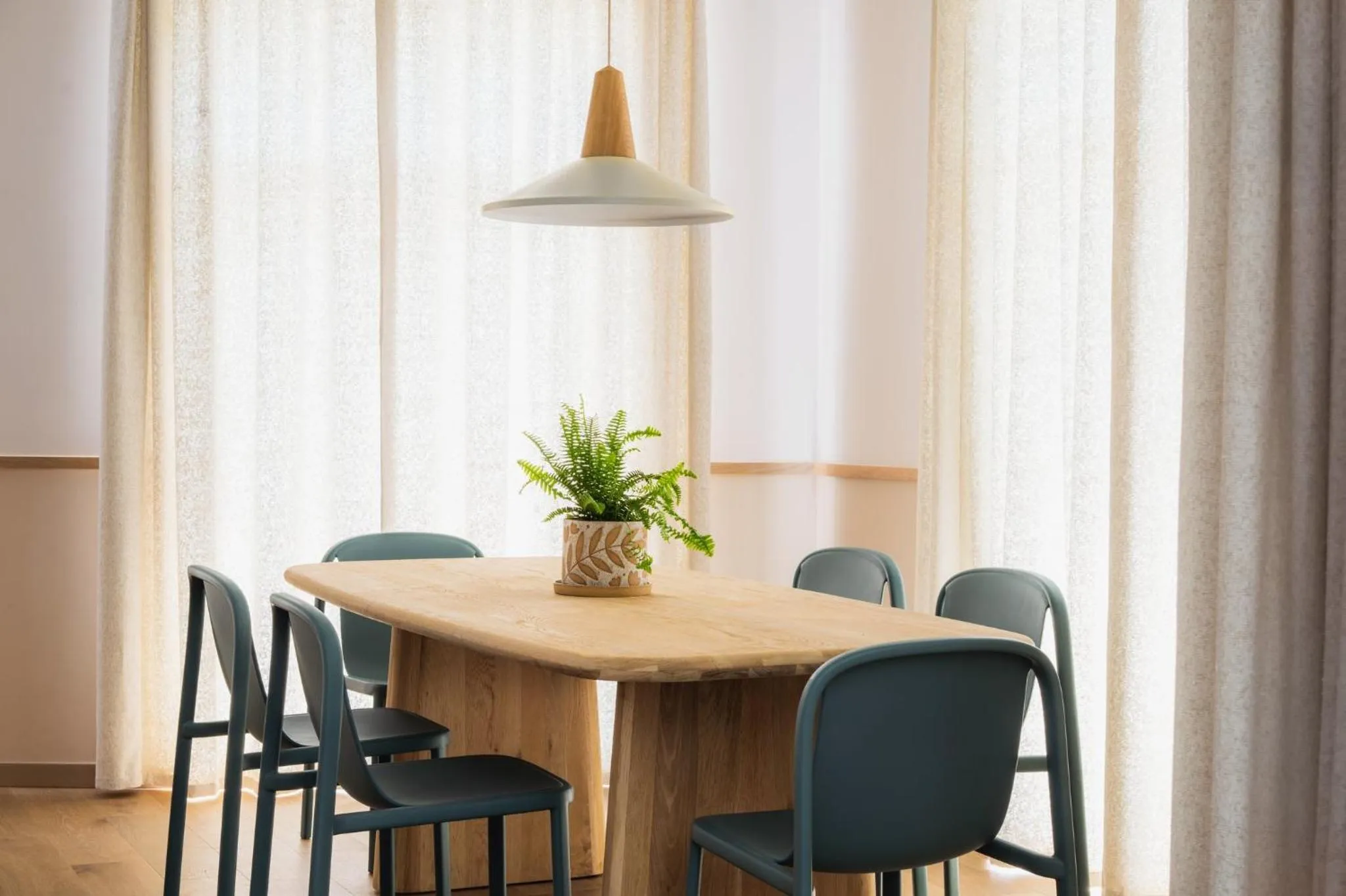 Photo of the whole room in The Ryder Hotel