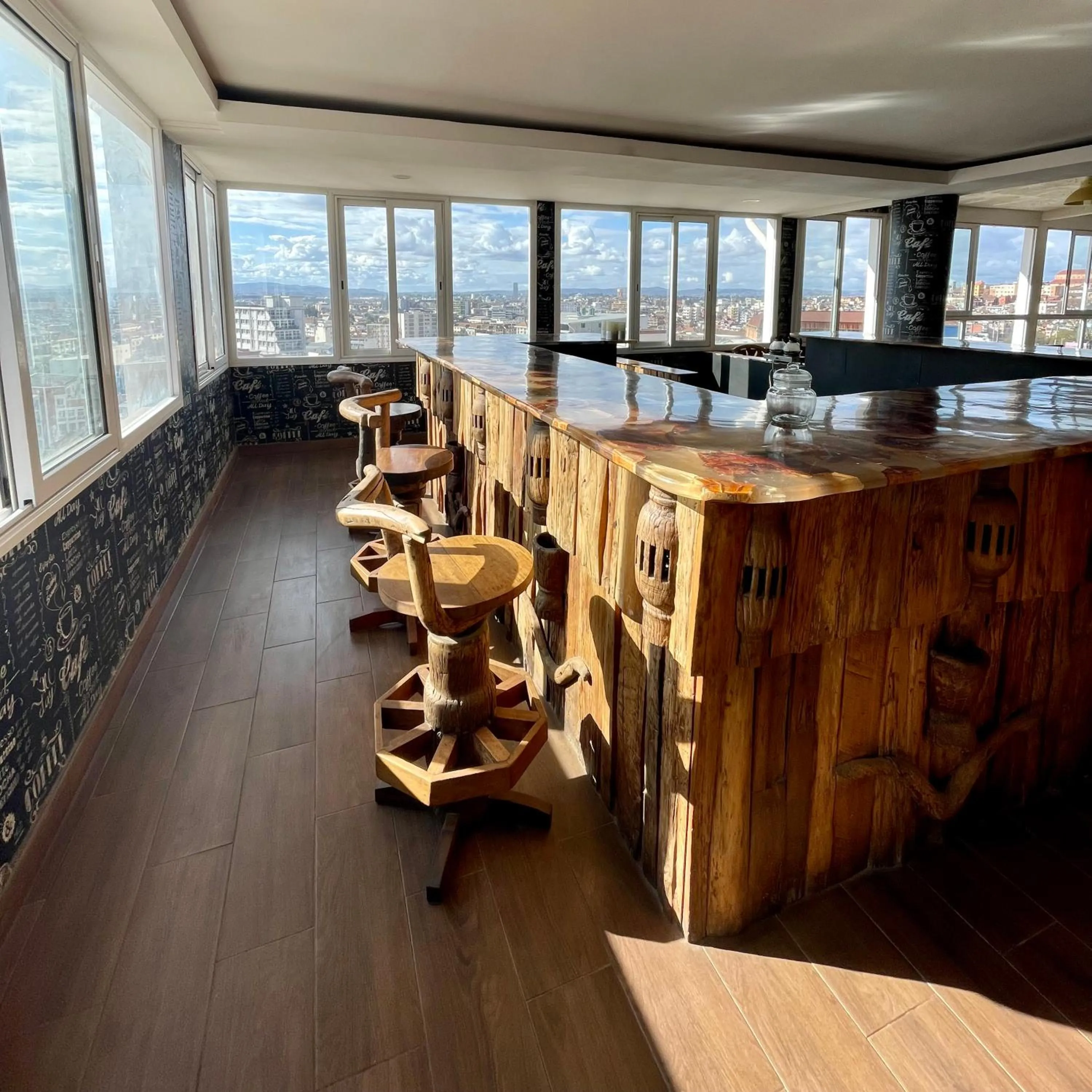 Breakfast in Hotel Le Pousse Pousse