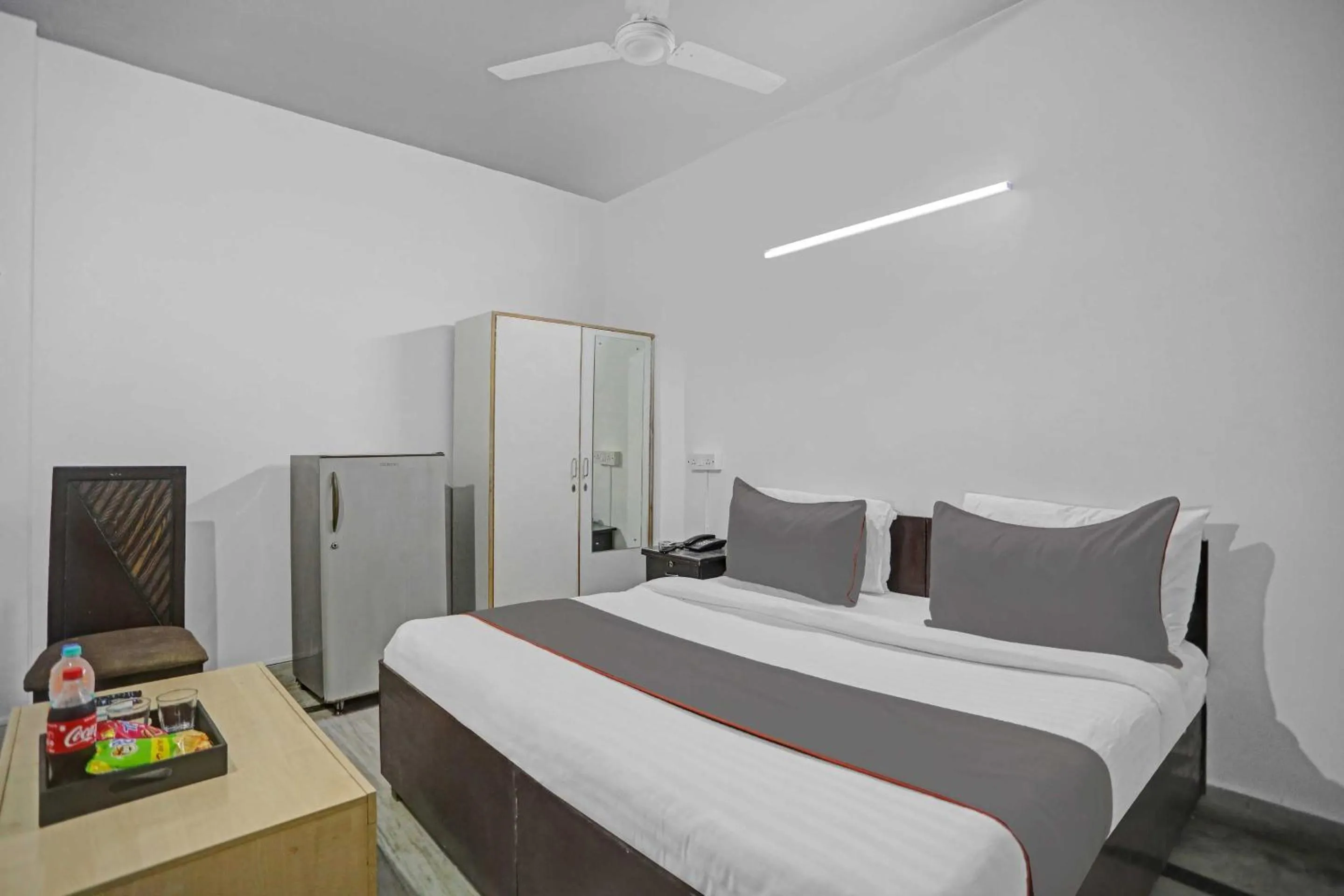 Bedroom, Bed in Hotel O The Premium Villa