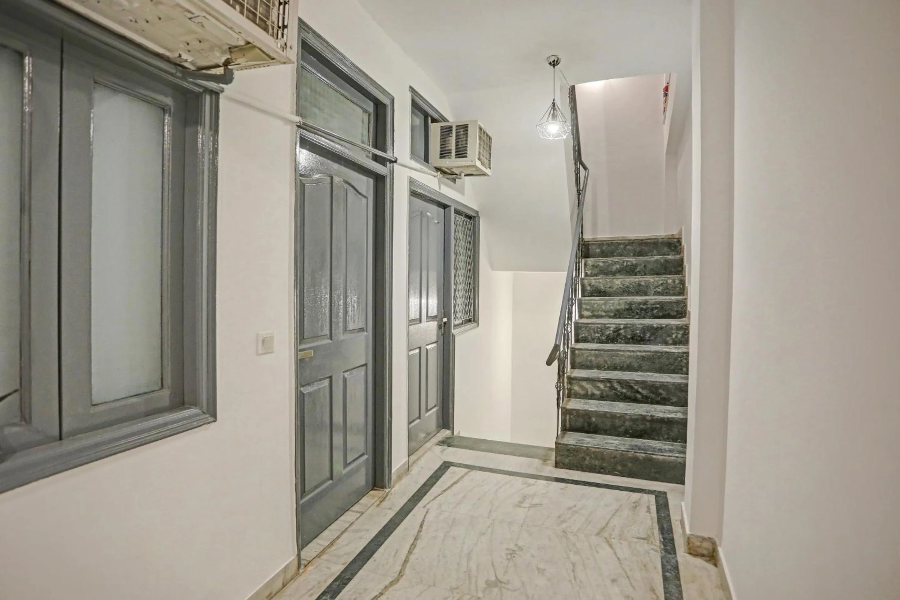 Lobby or reception in Hotel O The Premium Villa