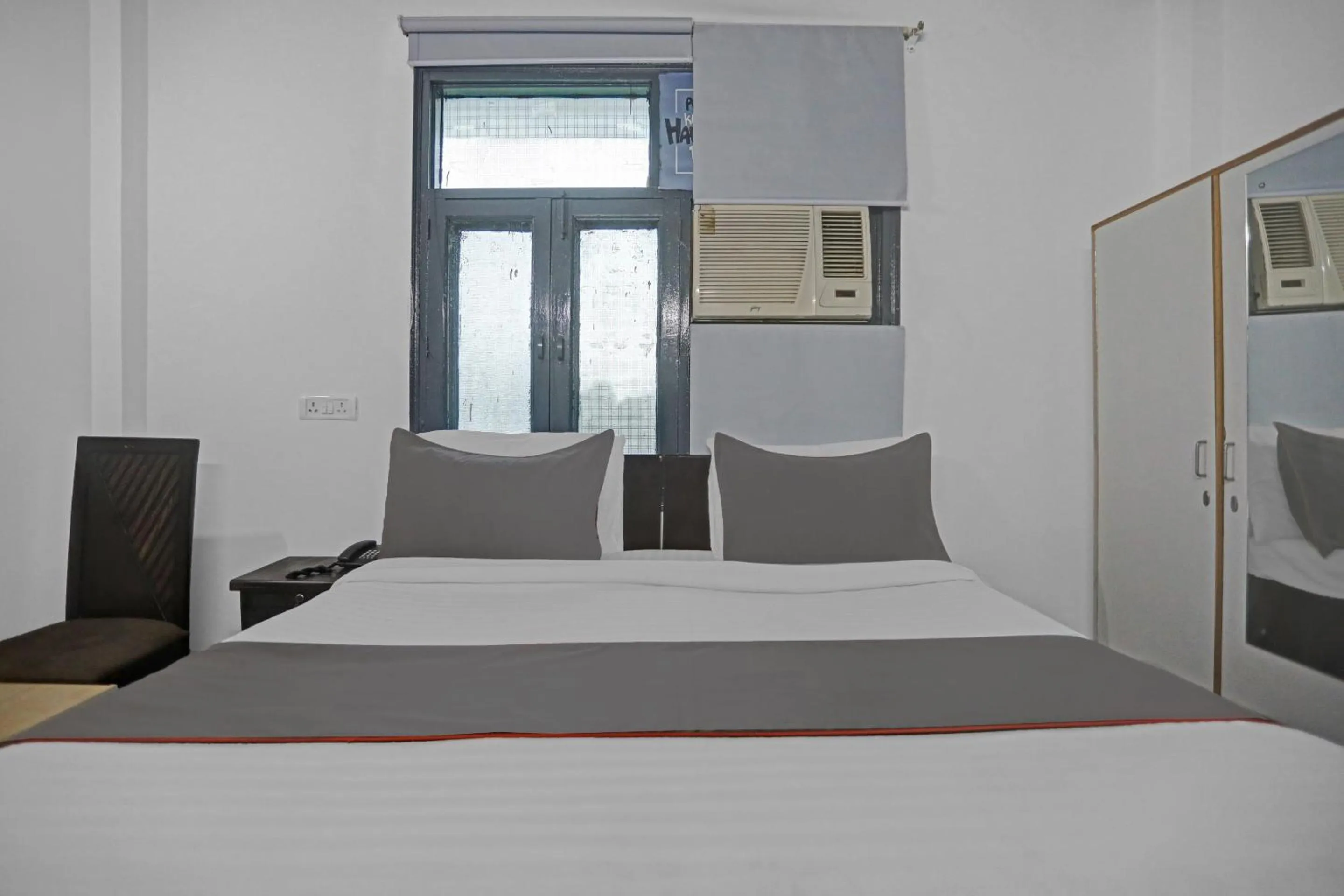 Bedroom, Bed in Hotel O The Premium Villa