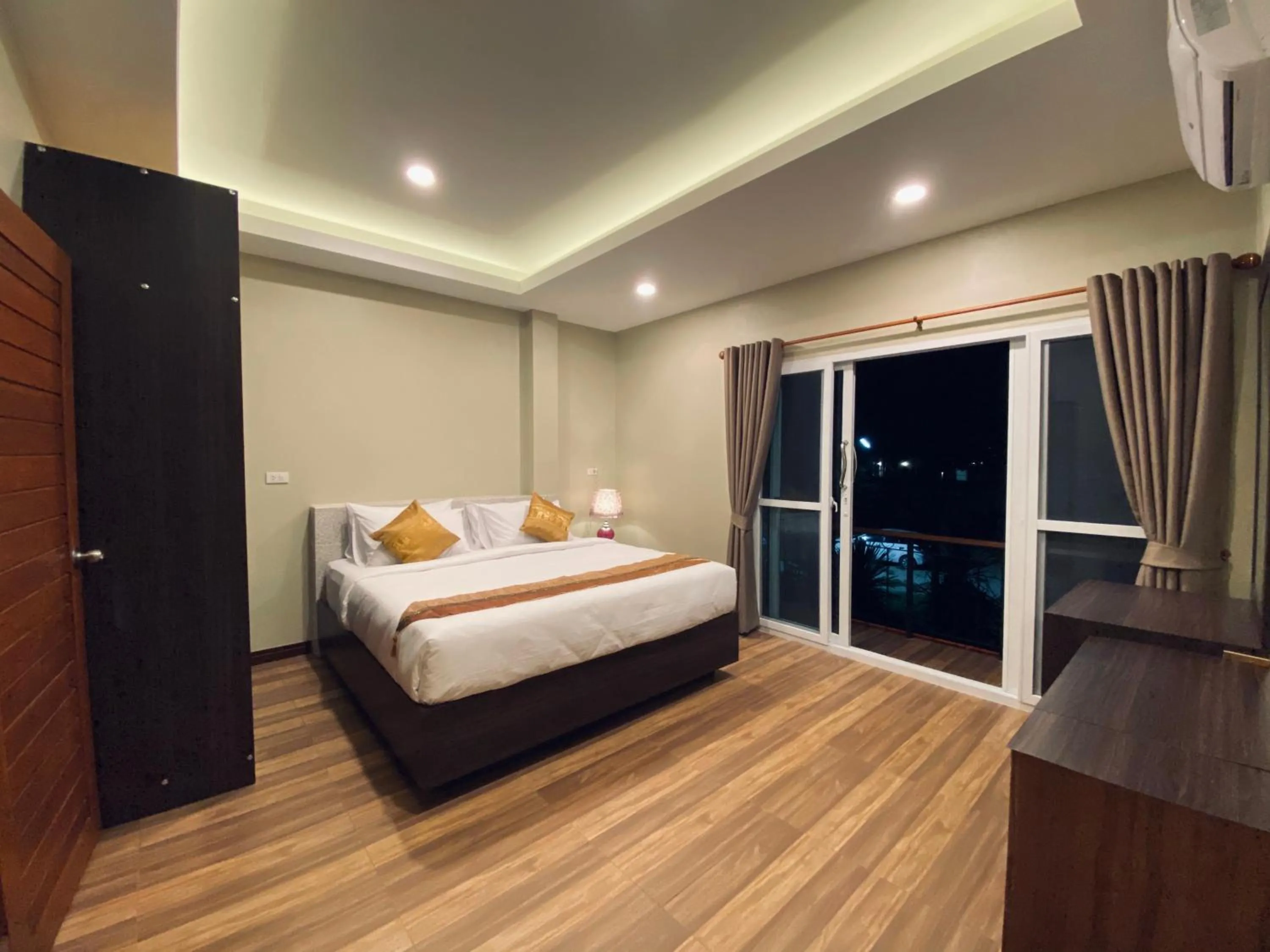 Bedroom, Bed in Blue Aura Pool Villa