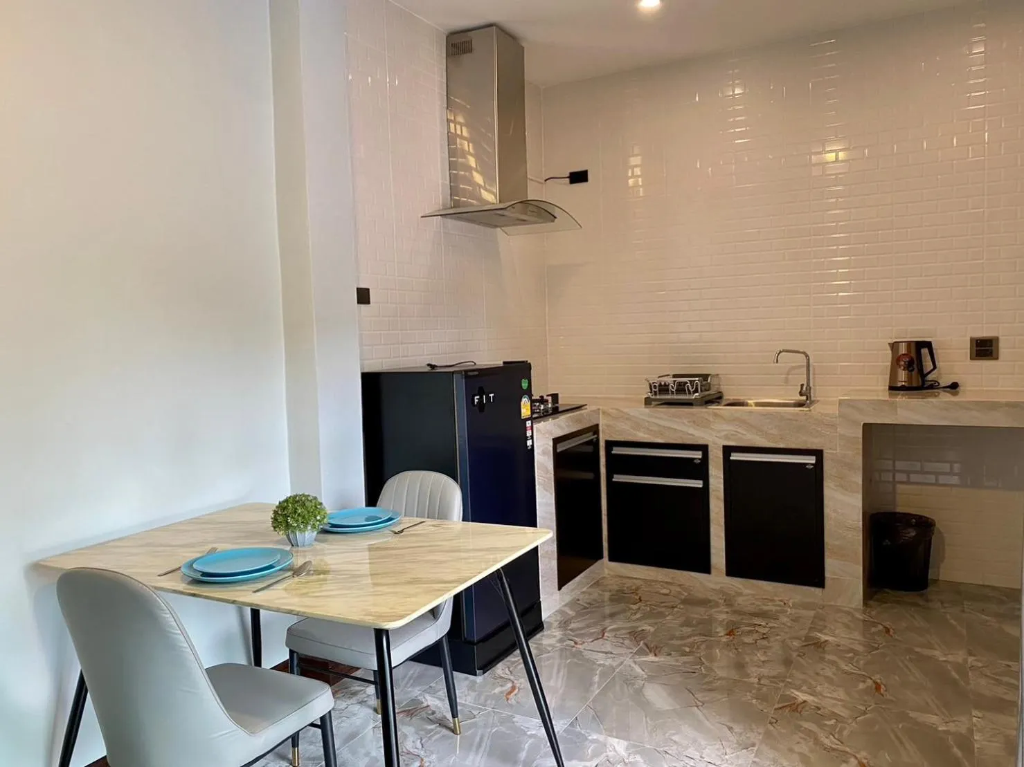 Kitchen or kitchenette in Blue Aura Pool Villa