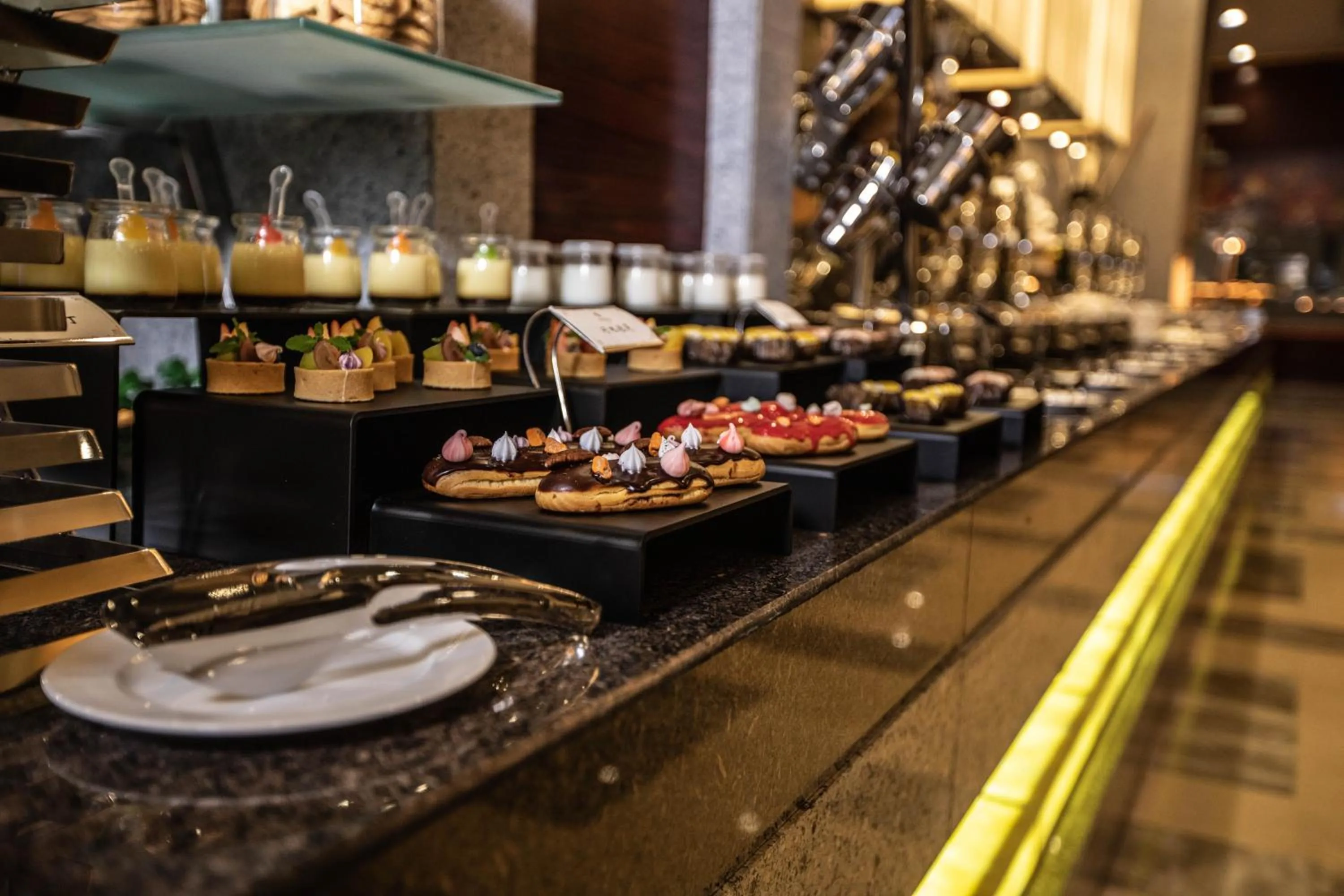 Binhai Jinling International Hotel