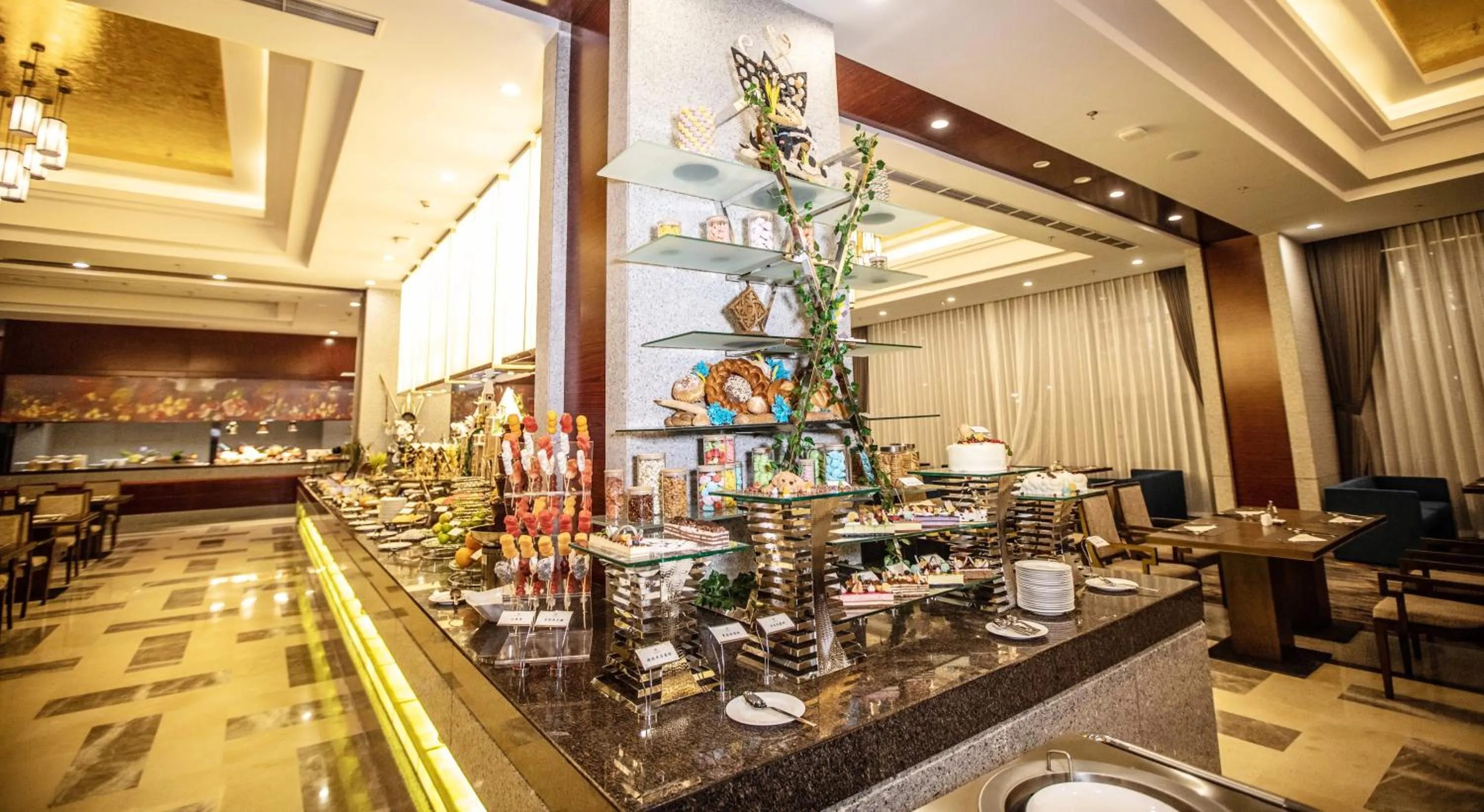 Restaurant/places to eat in Binhai Jinling International Hotel