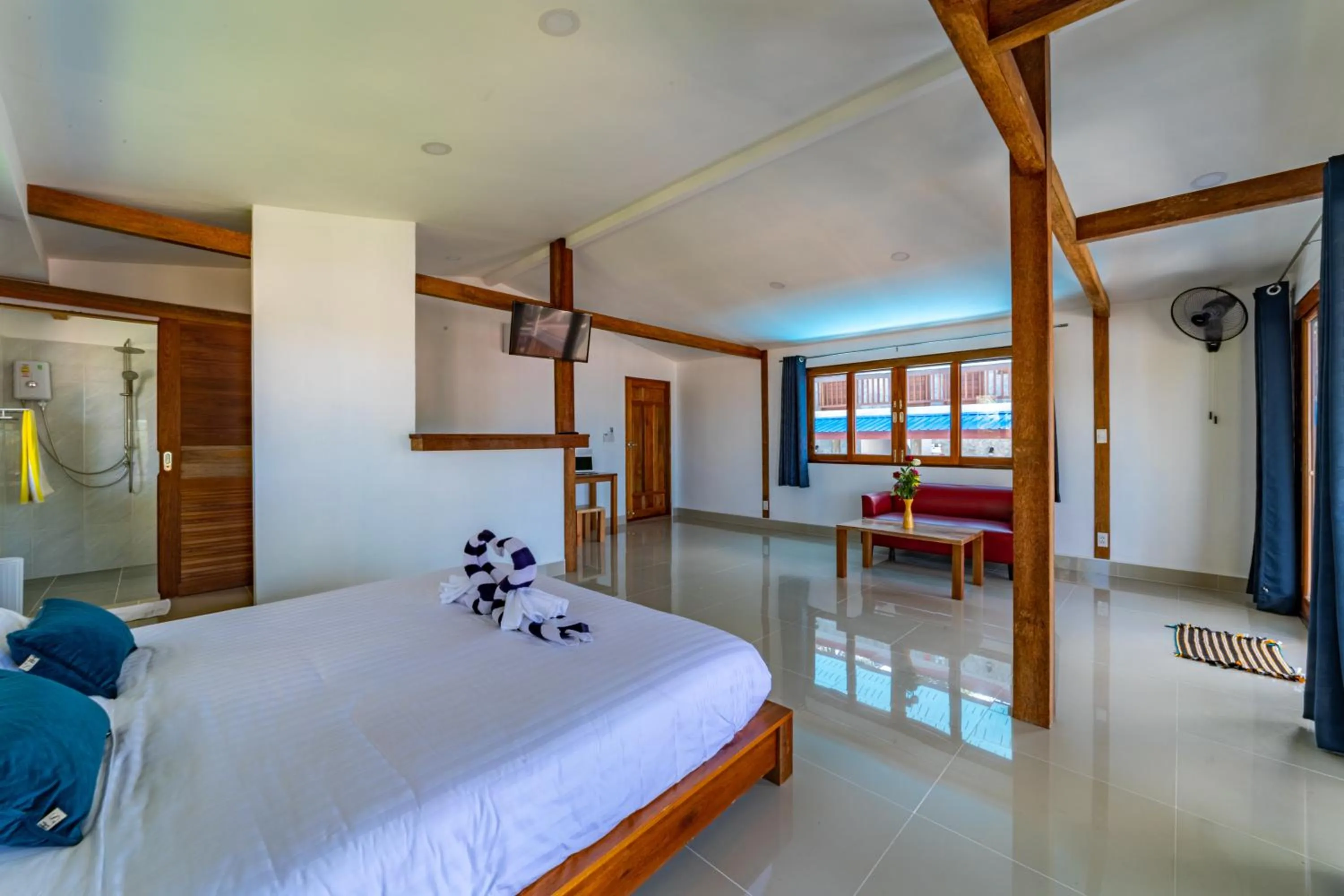 Bed in Le Grand Bleu Hotel