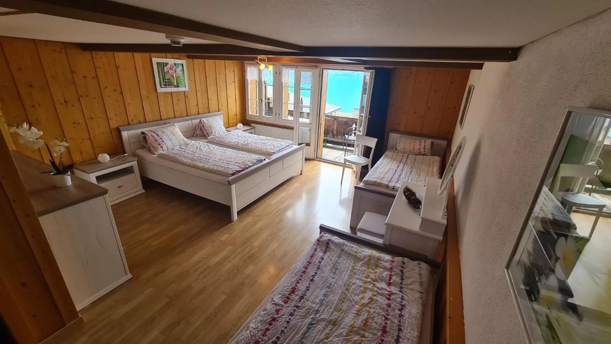 Bed in Hotel Rössli