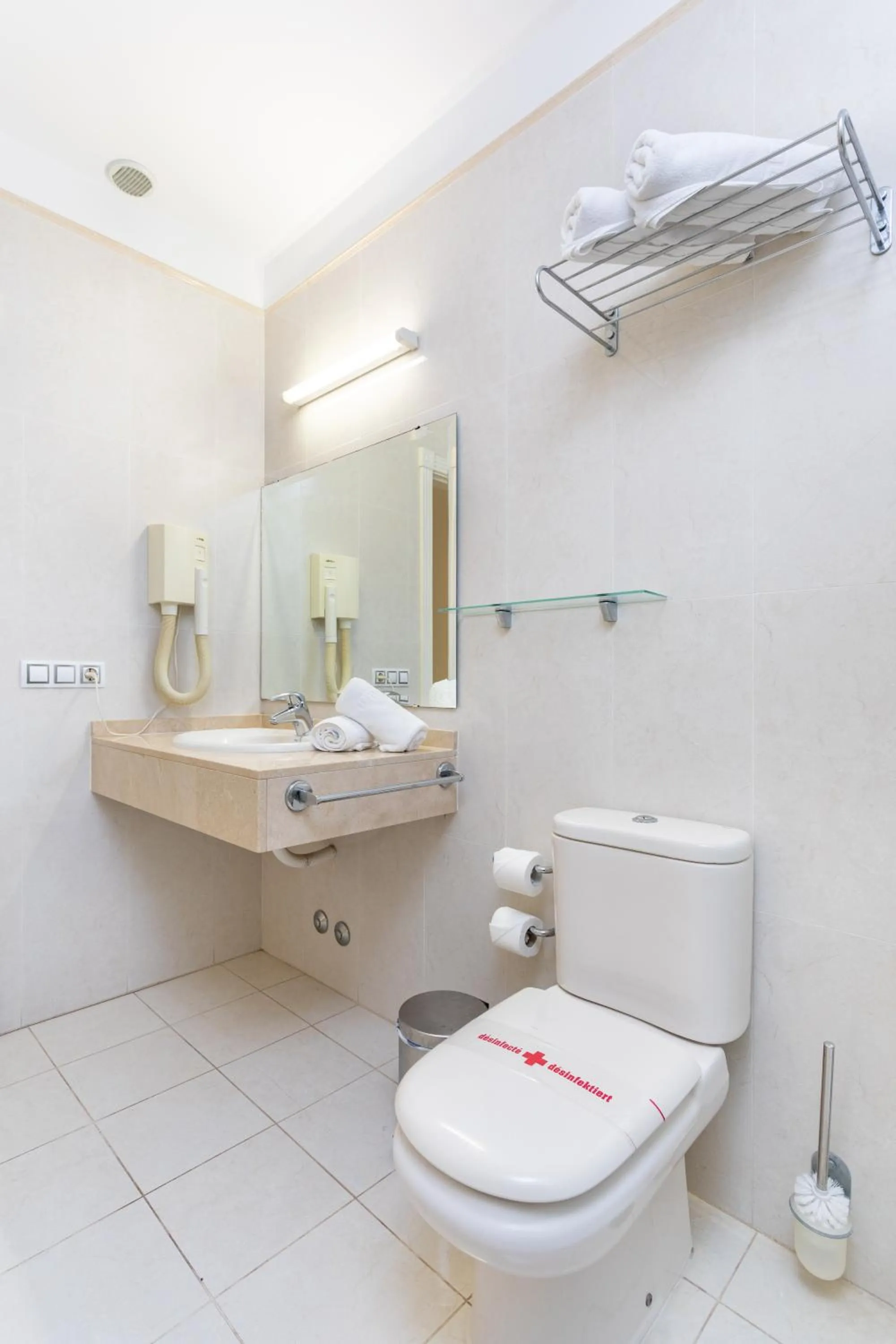 Bathroom in Residencial El Llano