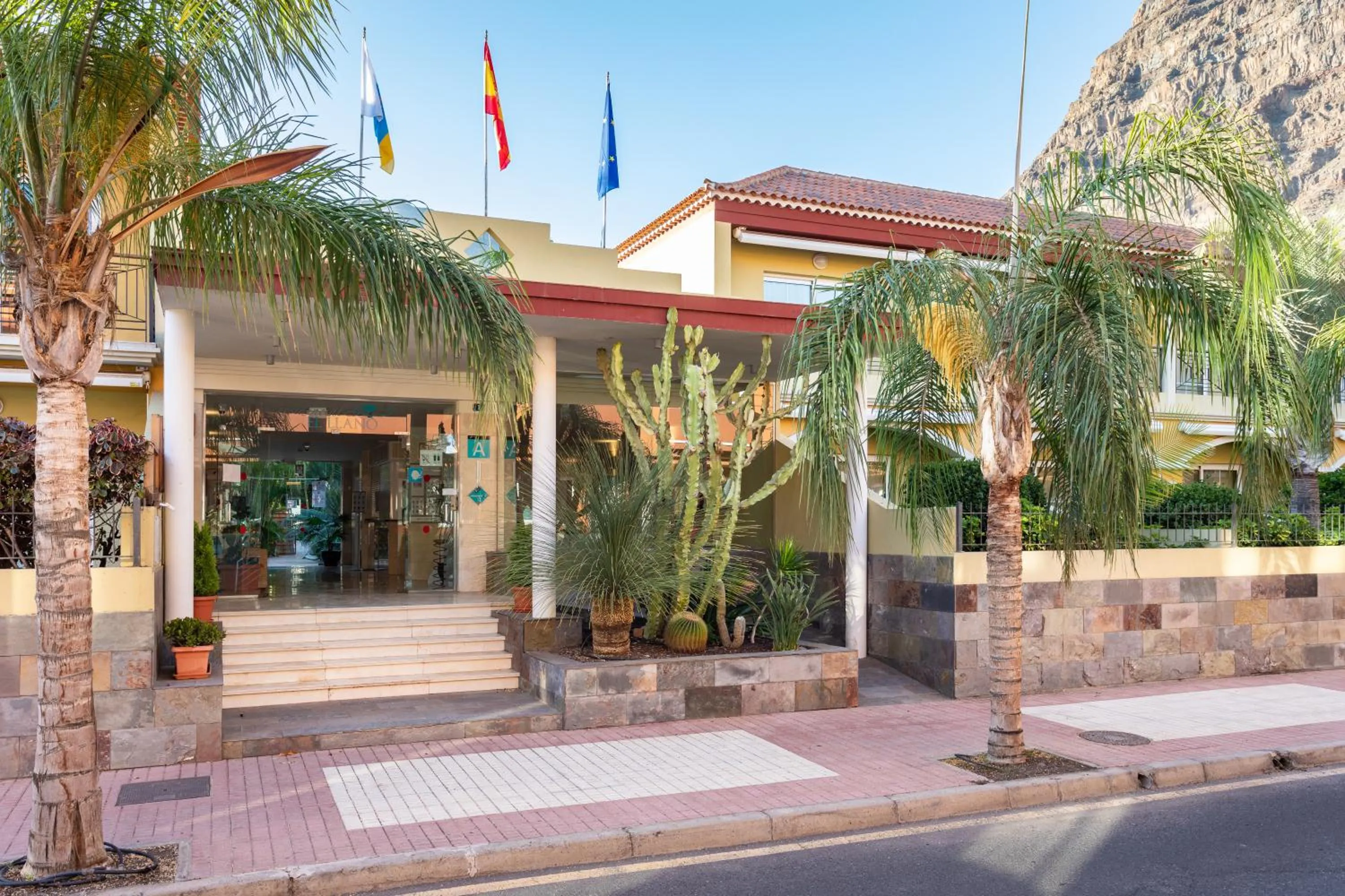Facade/entrance in Residencial El Llano