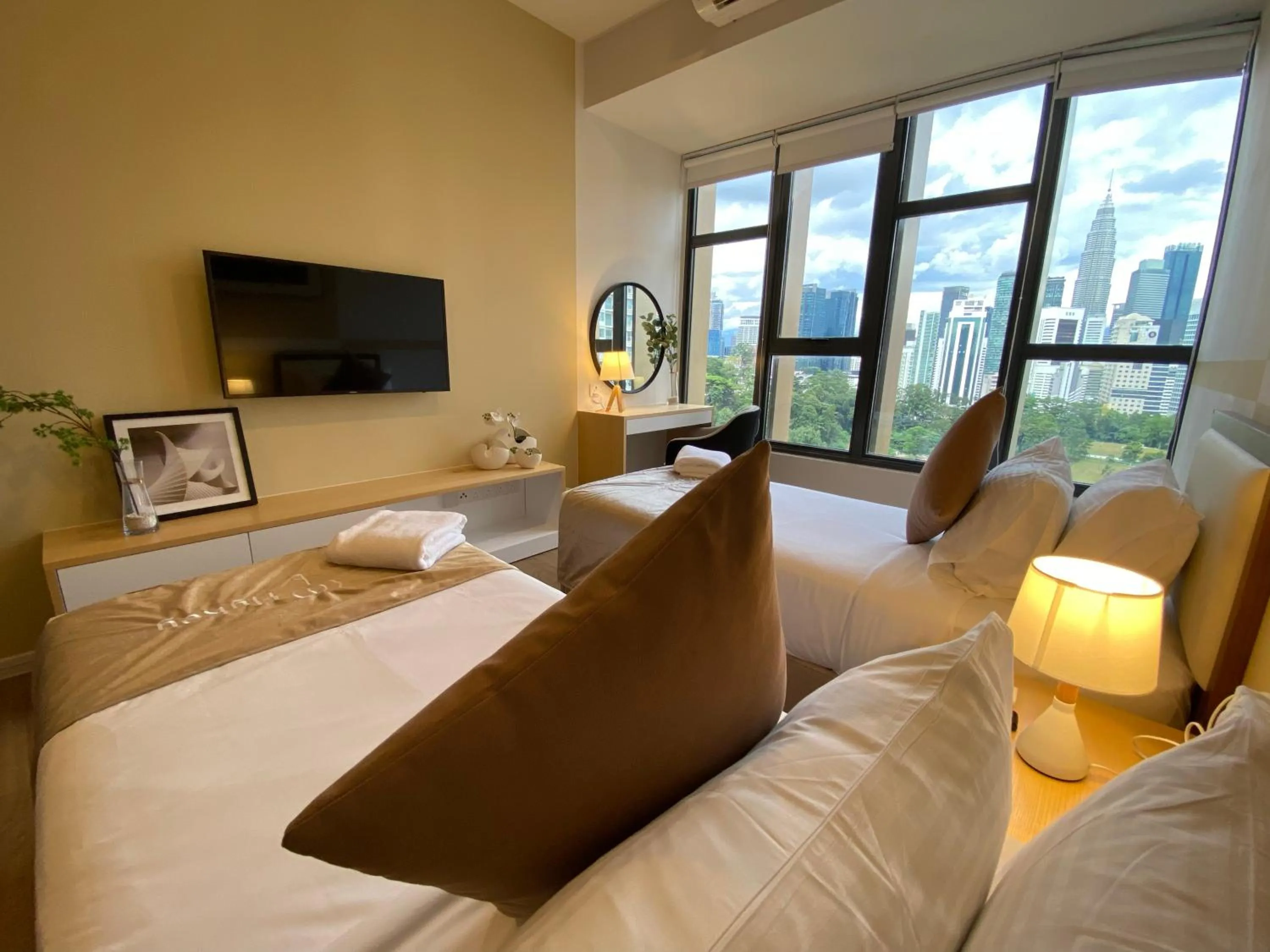 Bed in Ceylonz Suites by MyKey