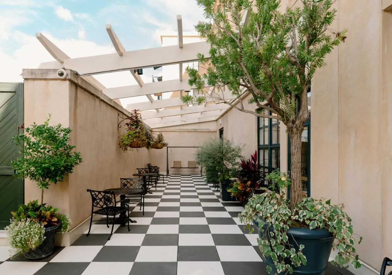 Balcony/Terrace in French Quarter Inn
