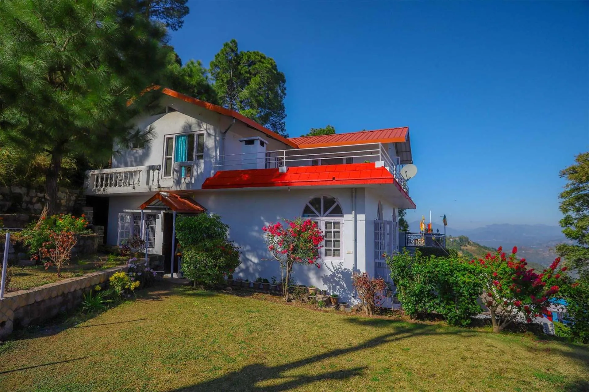 Misty Mountains Cottage - In the Lap of Nature!