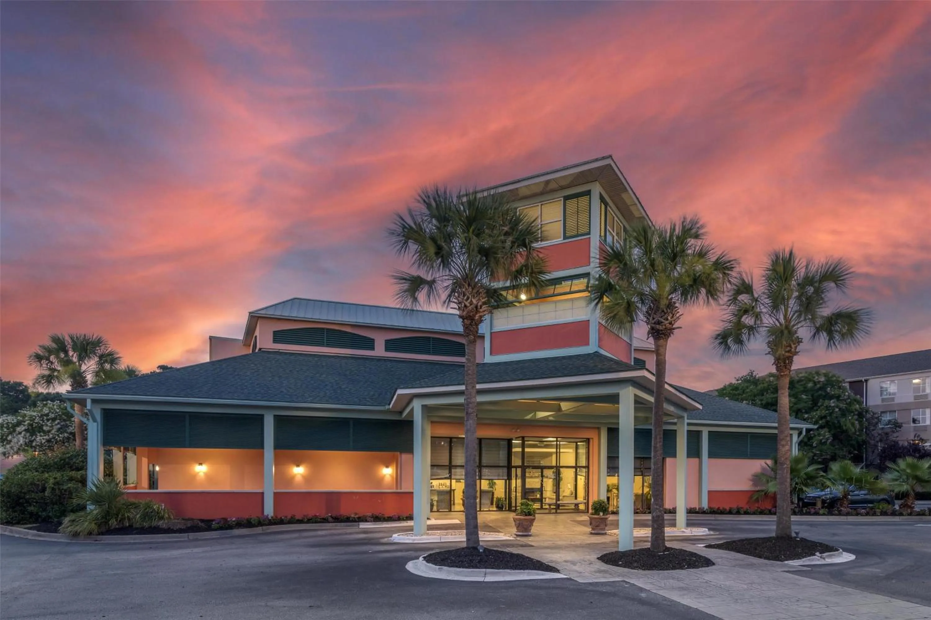 Property building in Best Western Charleston Inn