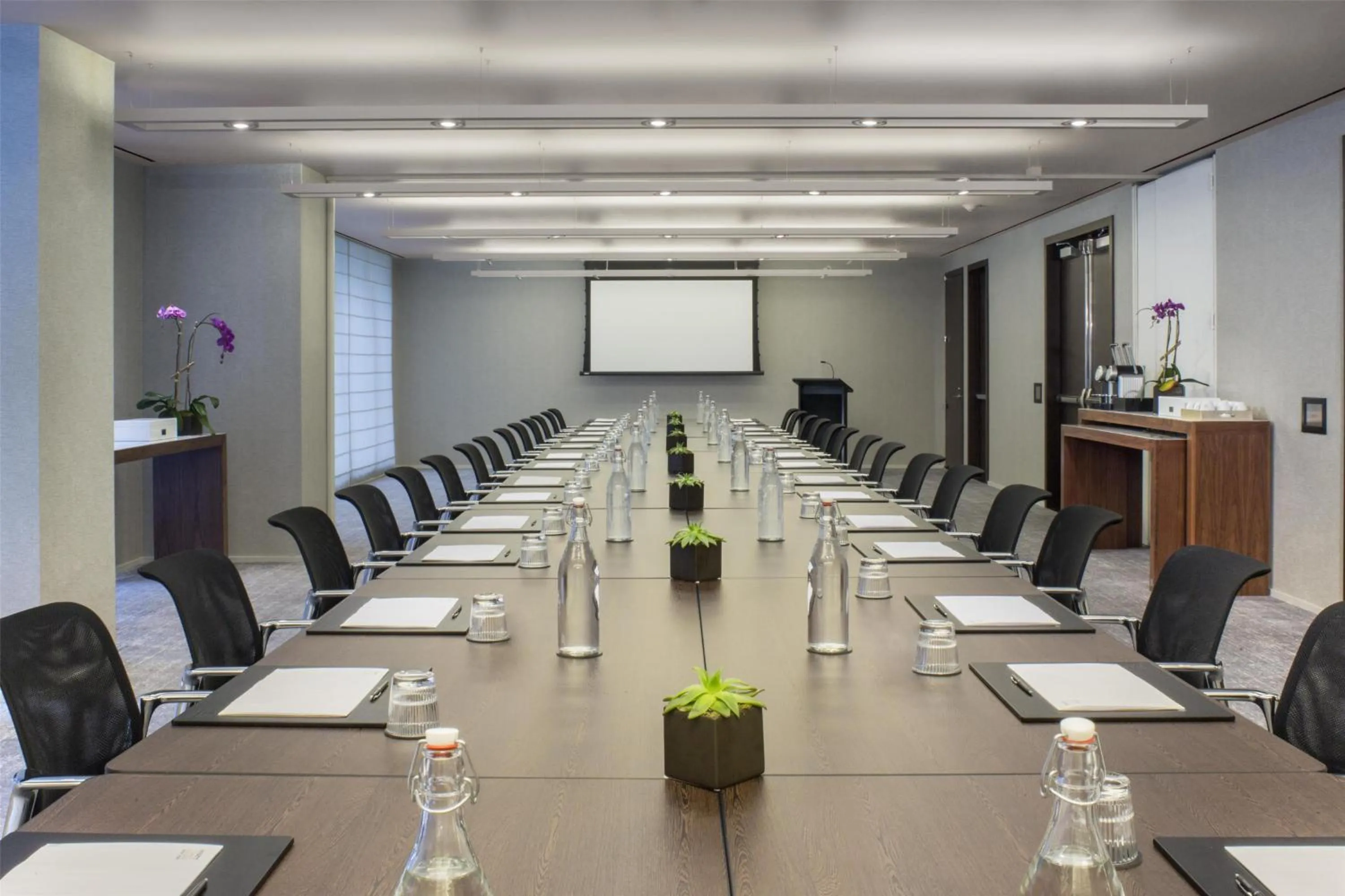 Meeting/conference room in Hyatt Centric Times Square New York