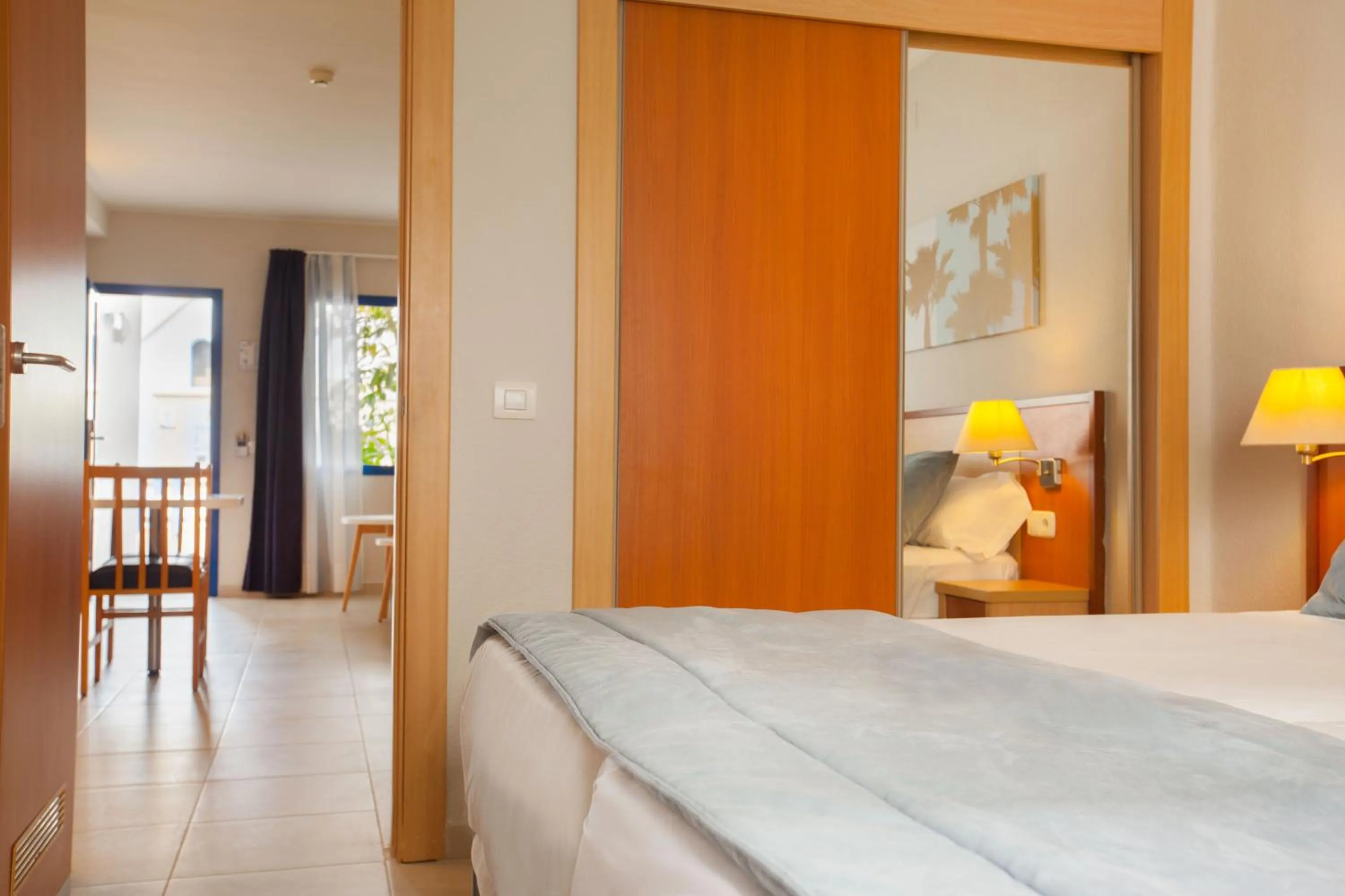 Bedroom, Bed in Grupotel Cinco Plazas