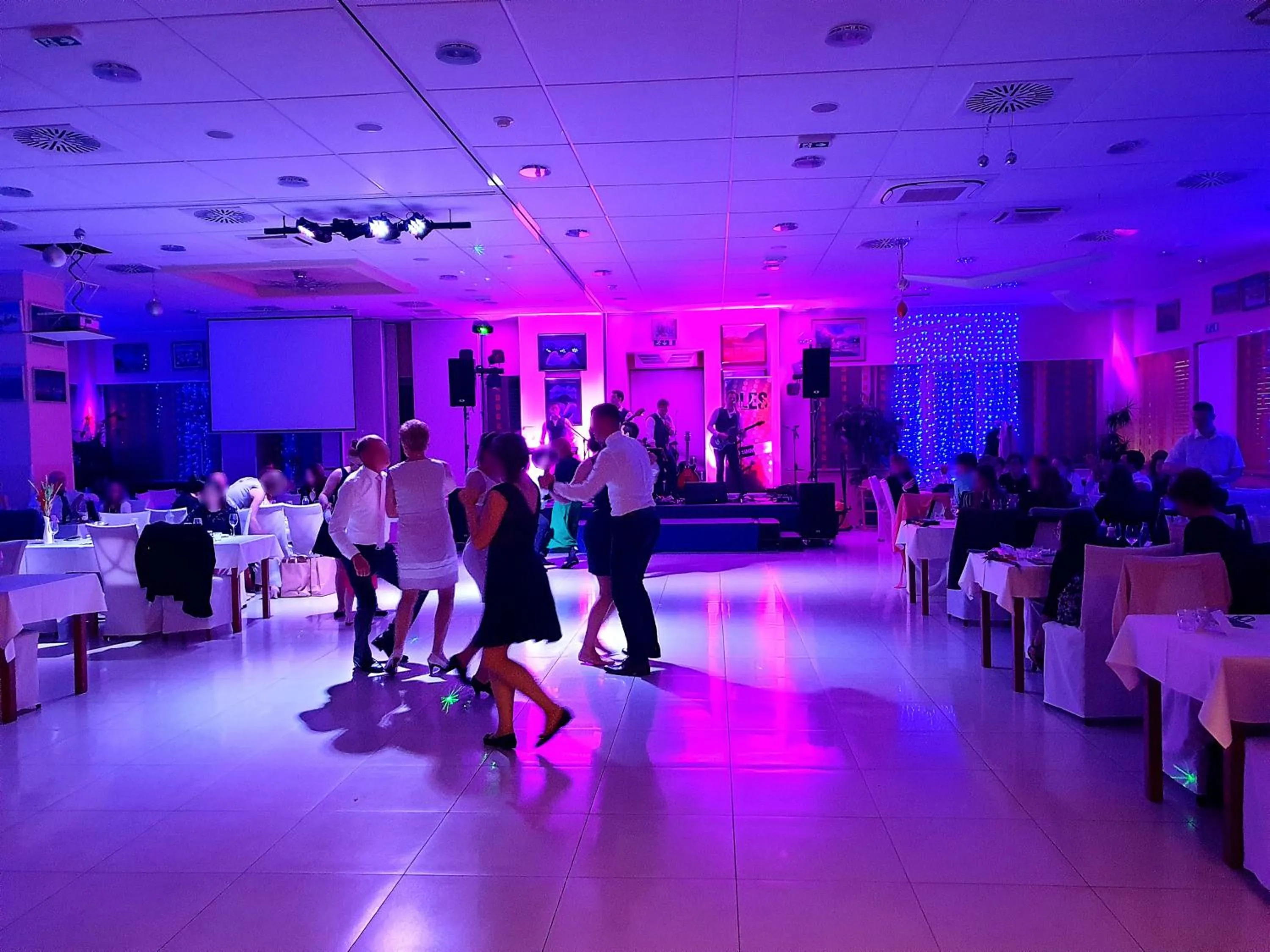 Restaurant/places to eat in Hotel Galaksija Trebnje