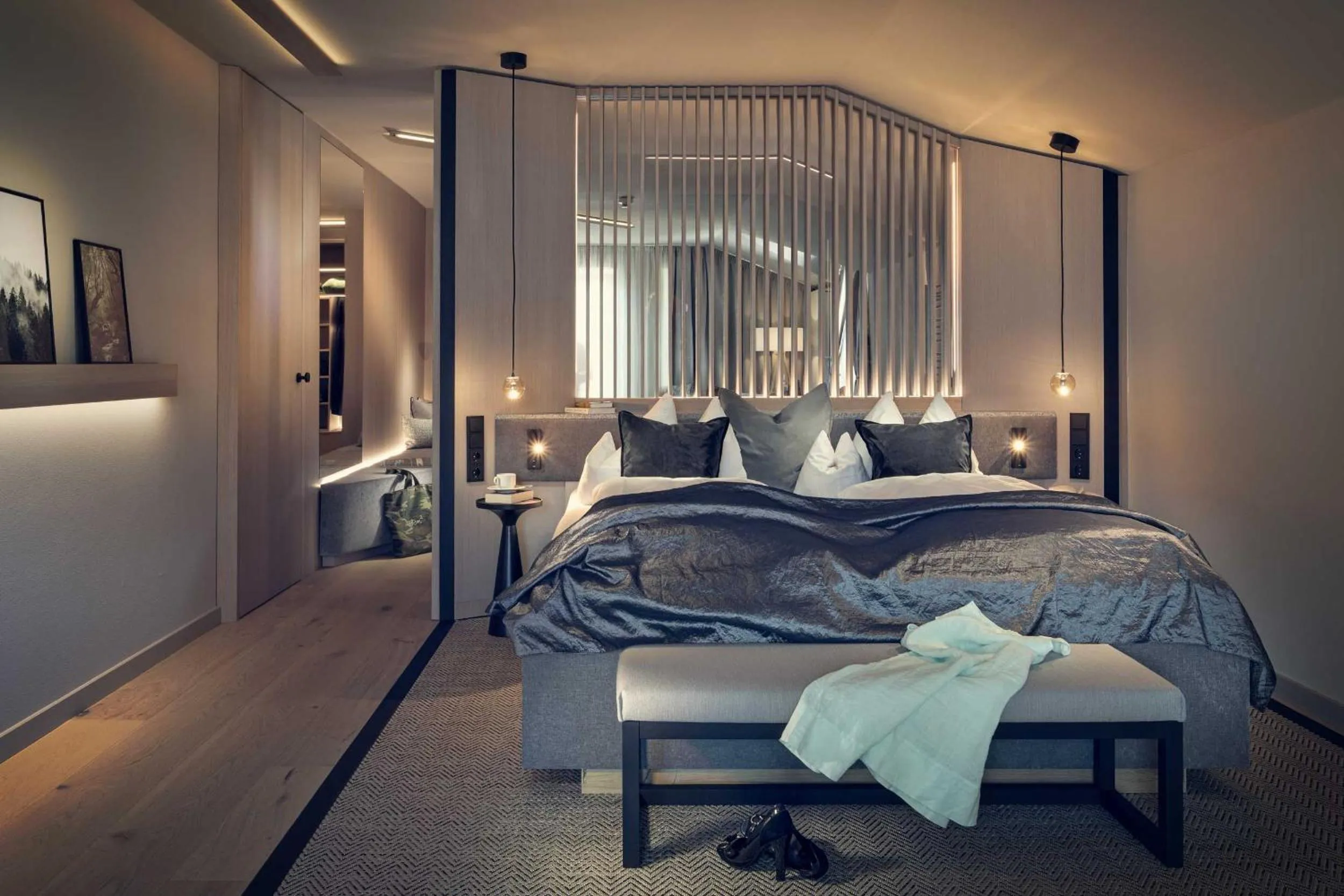 Bed in Hotel Lindenwirt