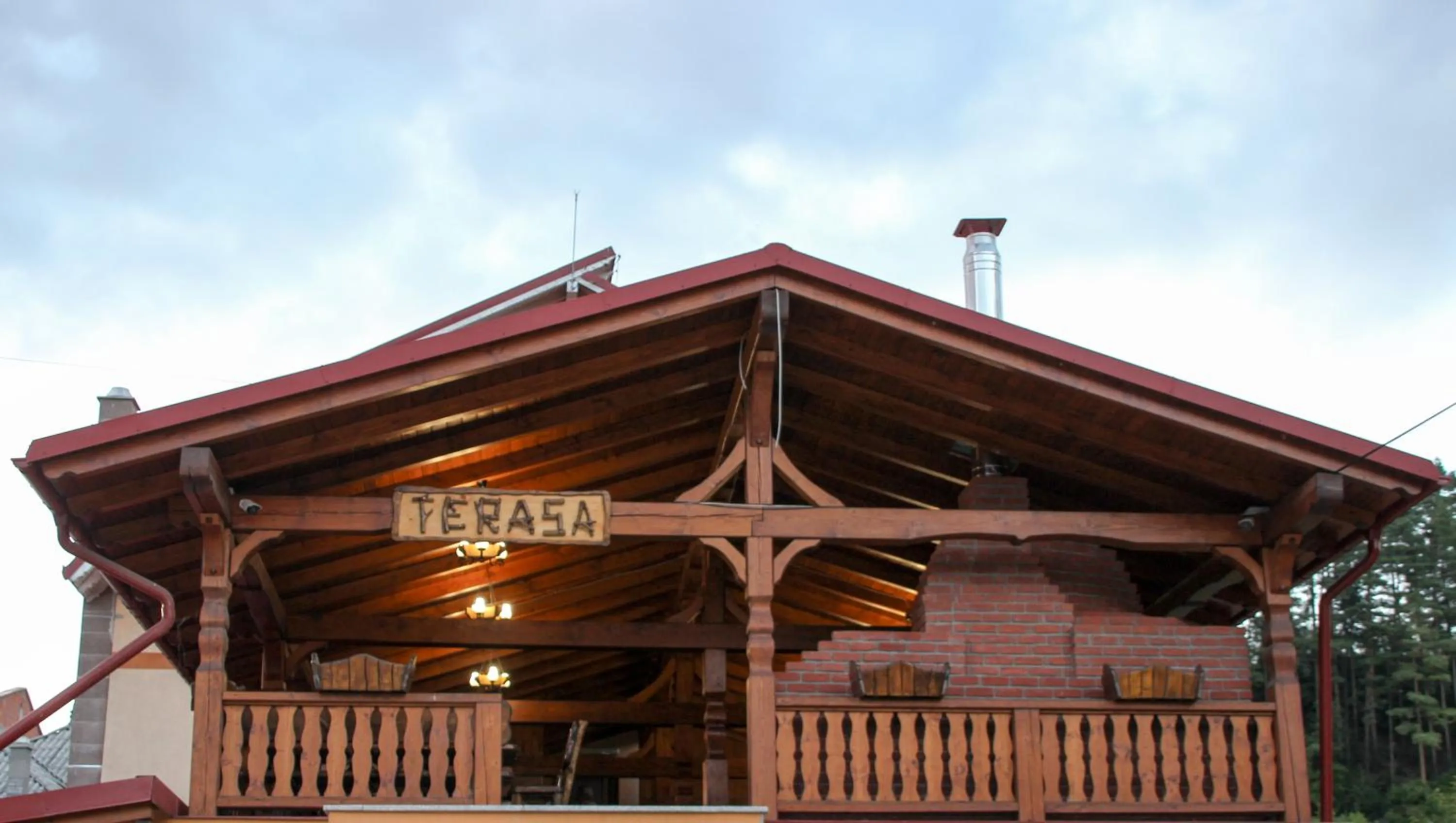 Restaurant/places to eat in Hotel Corina