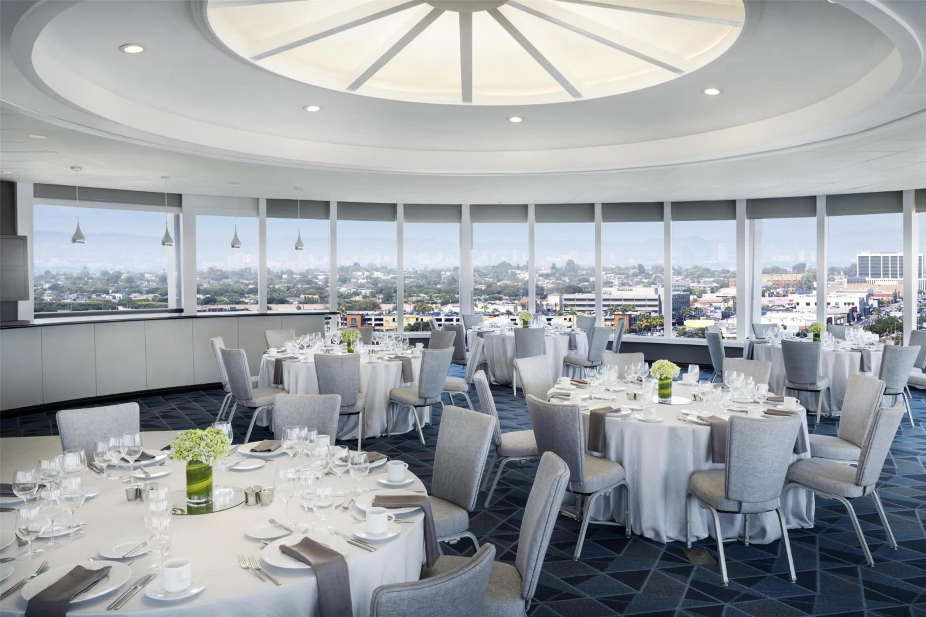 Meeting/conference room in Hyatt Regency Los Angeles International Airport