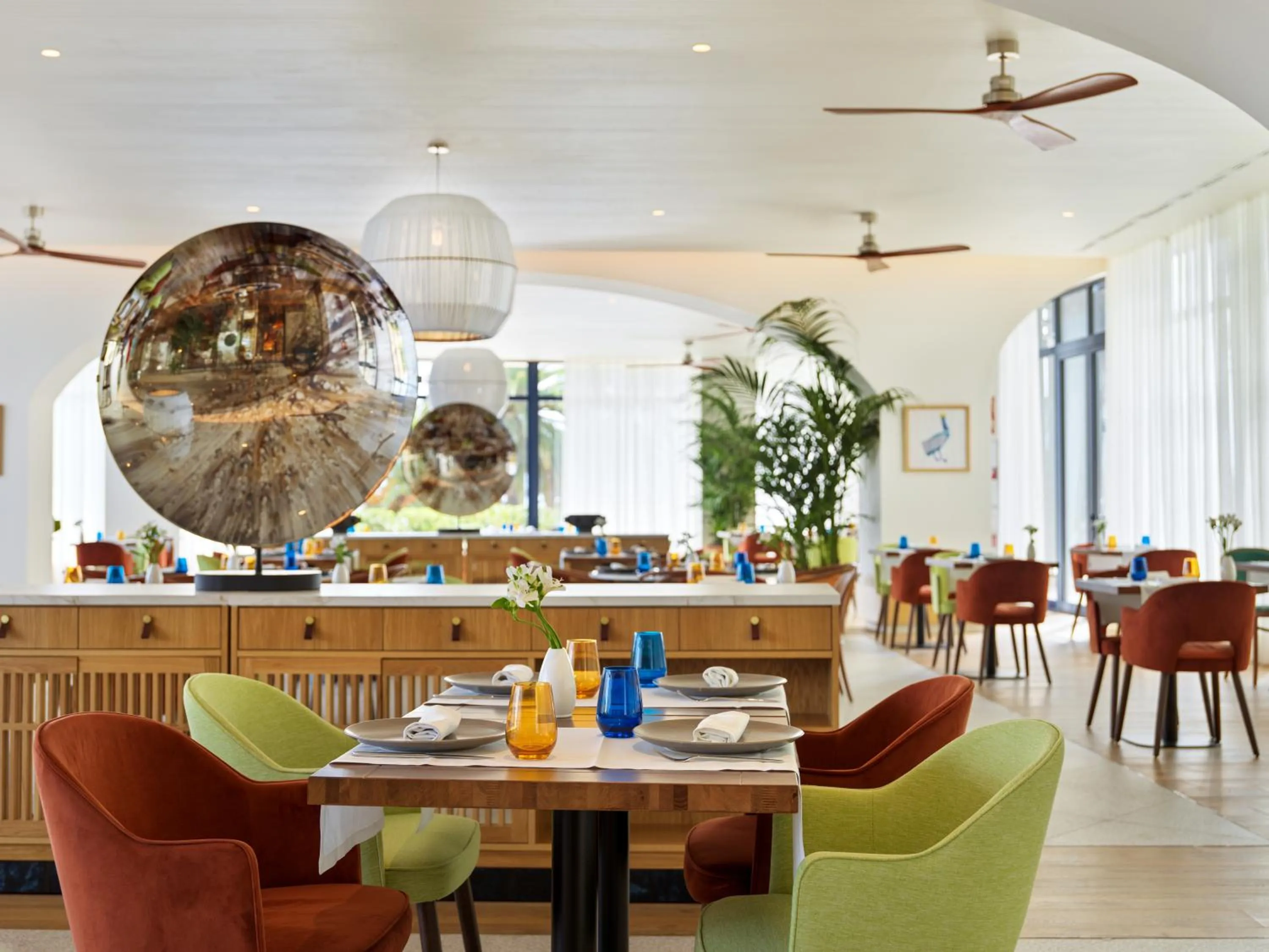 Restaurant/places to eat in H10 Imperial Tarraco 4 Sup