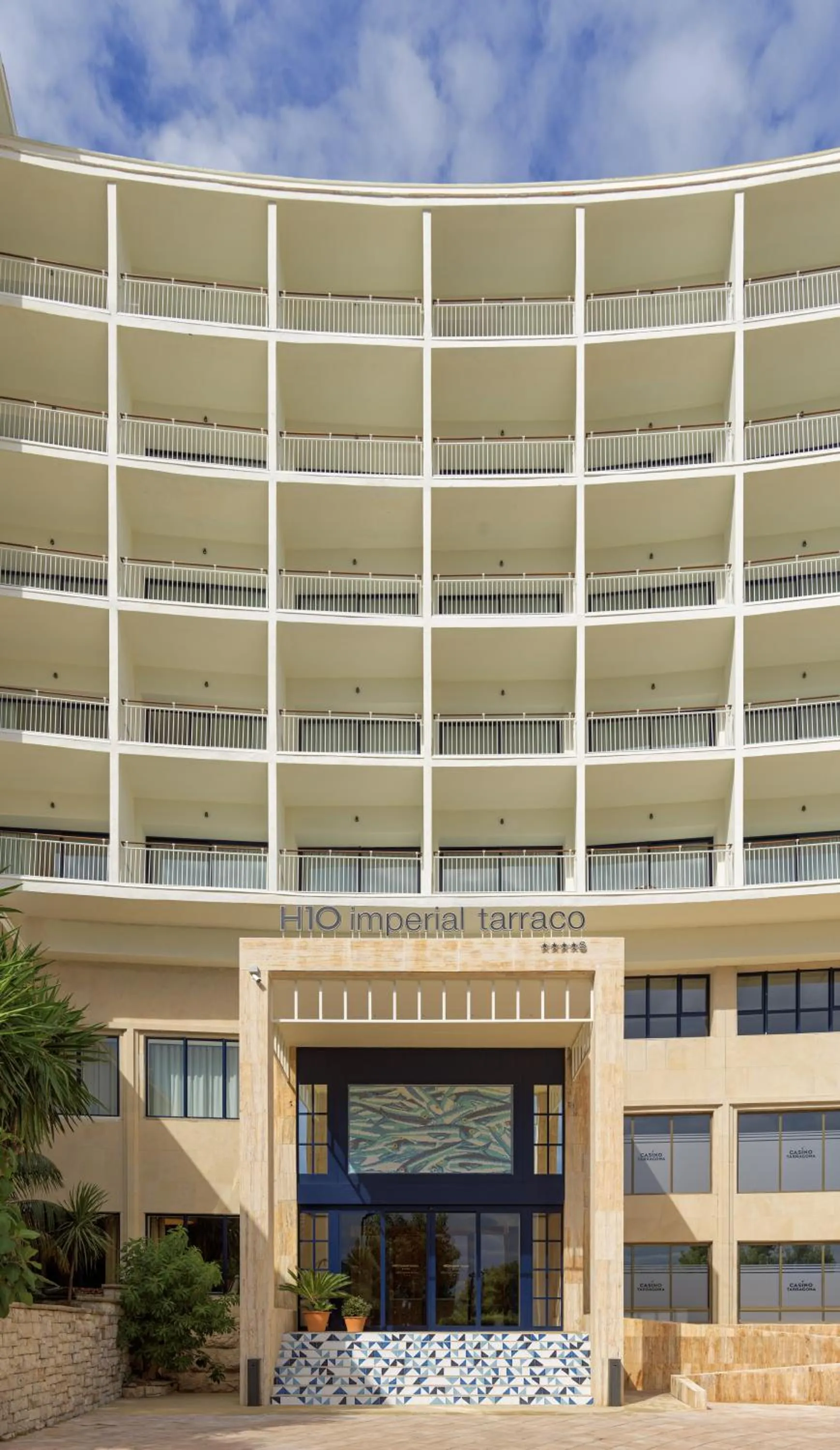 Facade/entrance in H10 Imperial Tarraco 4 Sup