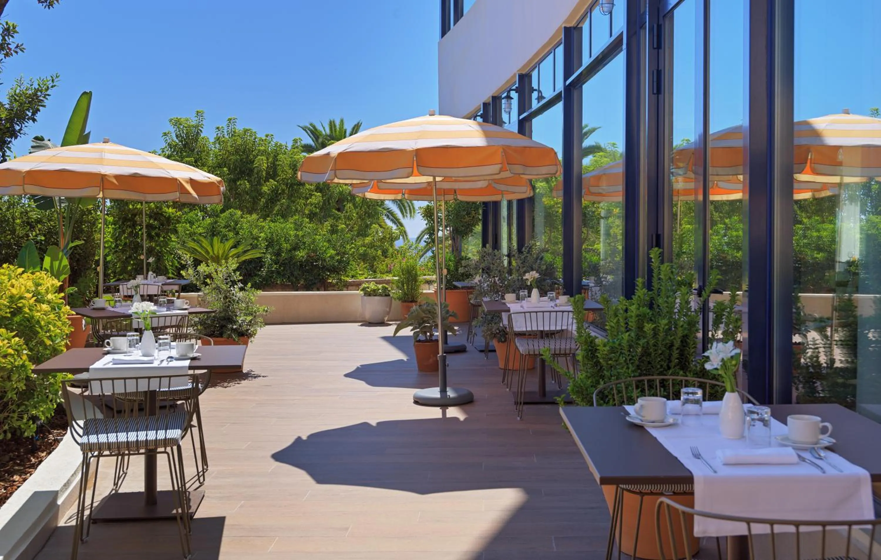 Restaurant/places to eat in H10 Imperial Tarraco 4 Sup