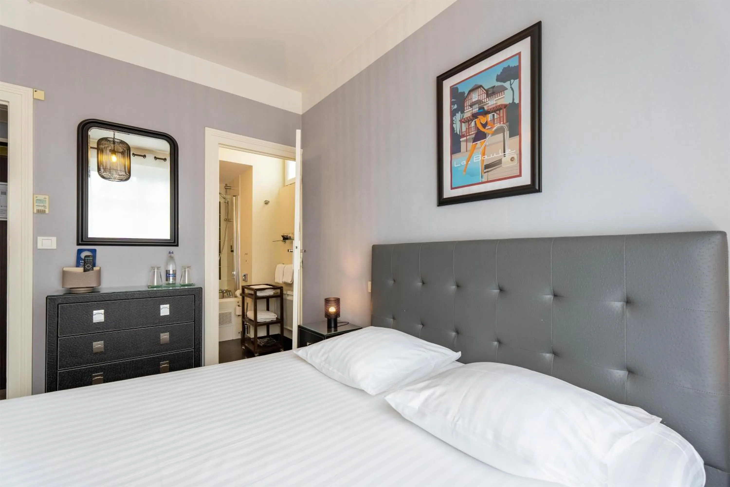 Bedroom, Bed in Best Western Hôtel Brittany La Baule Centre & Plages