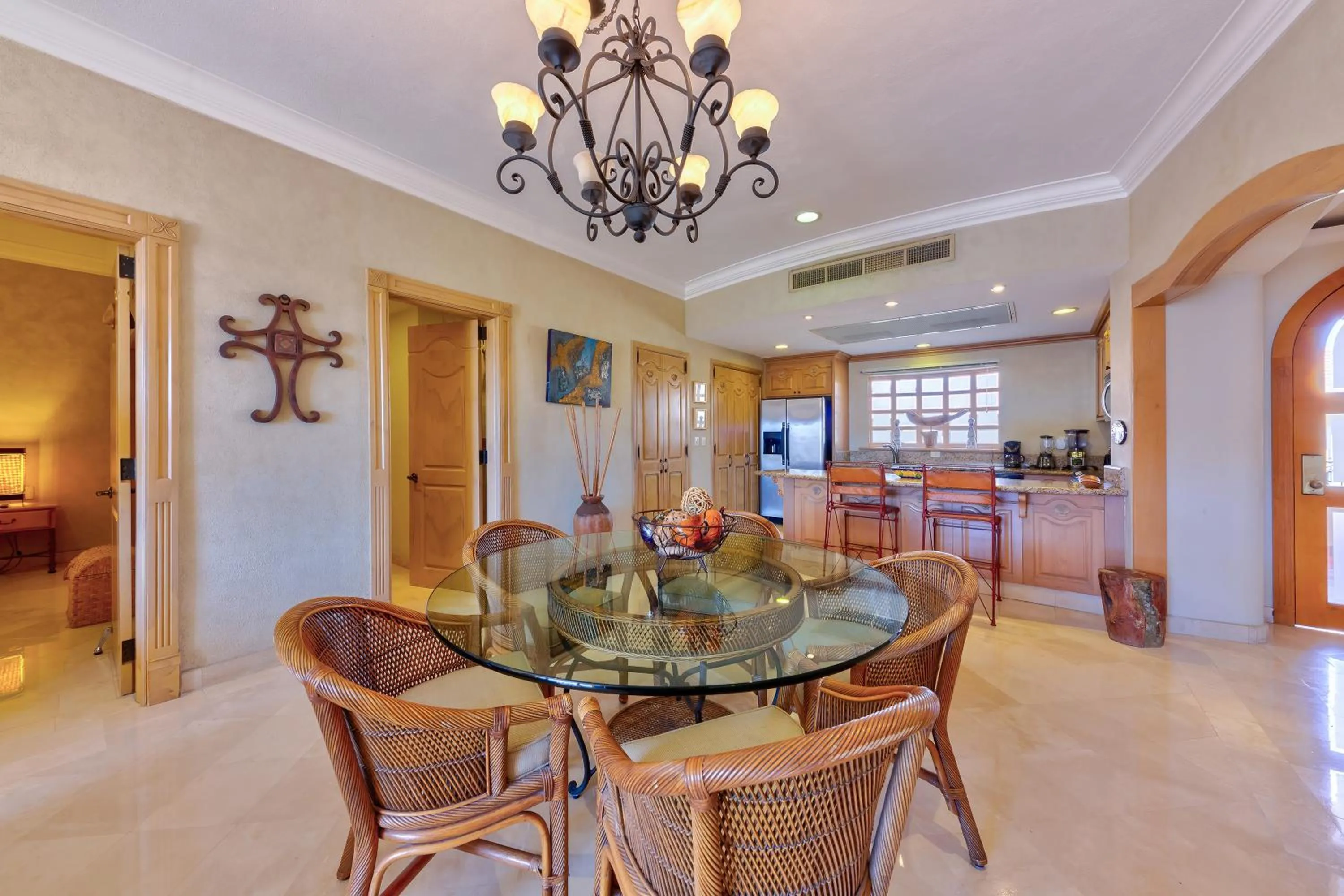 Dining area in Cabo La Estancia