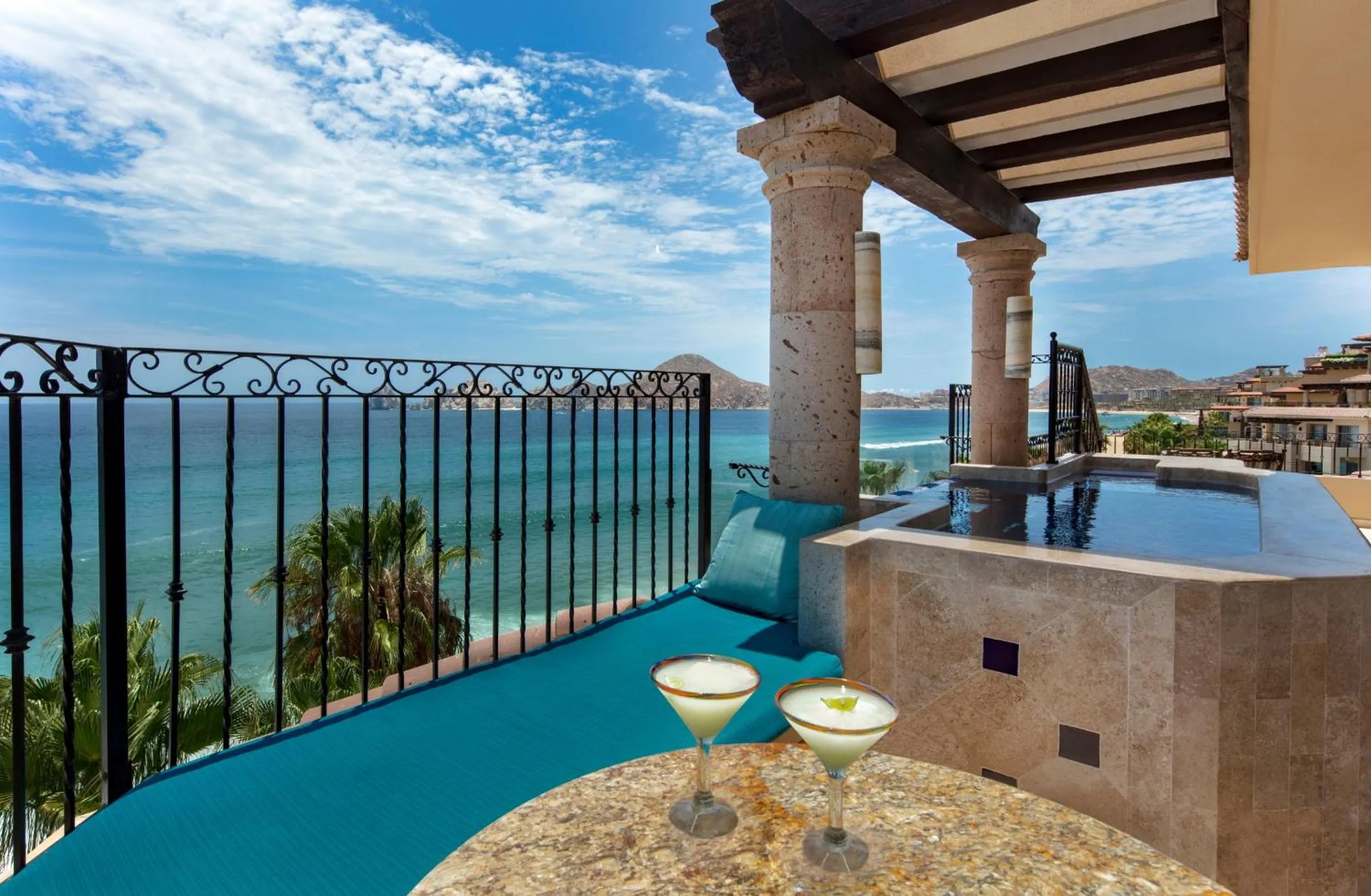 Hot Tub in Cabo La Estancia