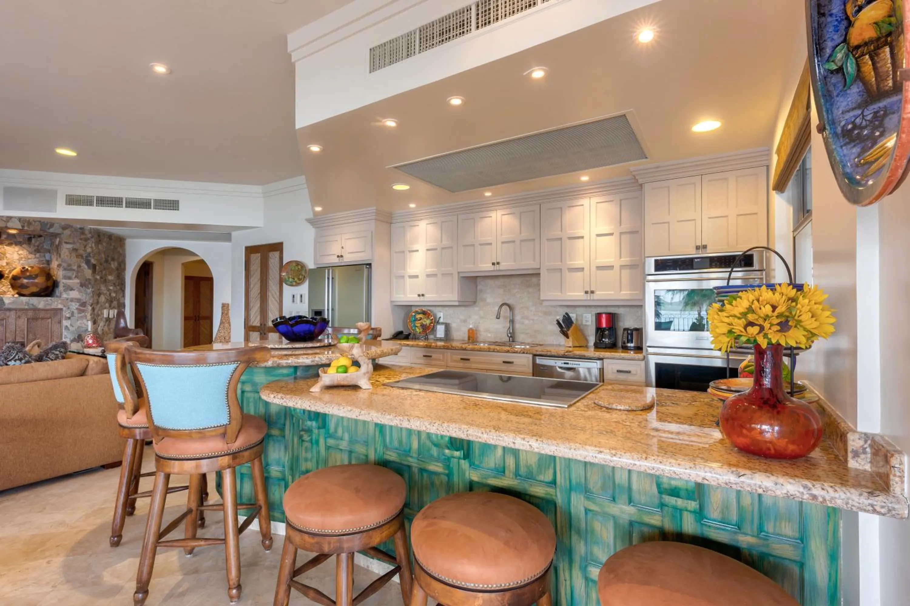 Kitchen or kitchenette in Cabo La Estancia